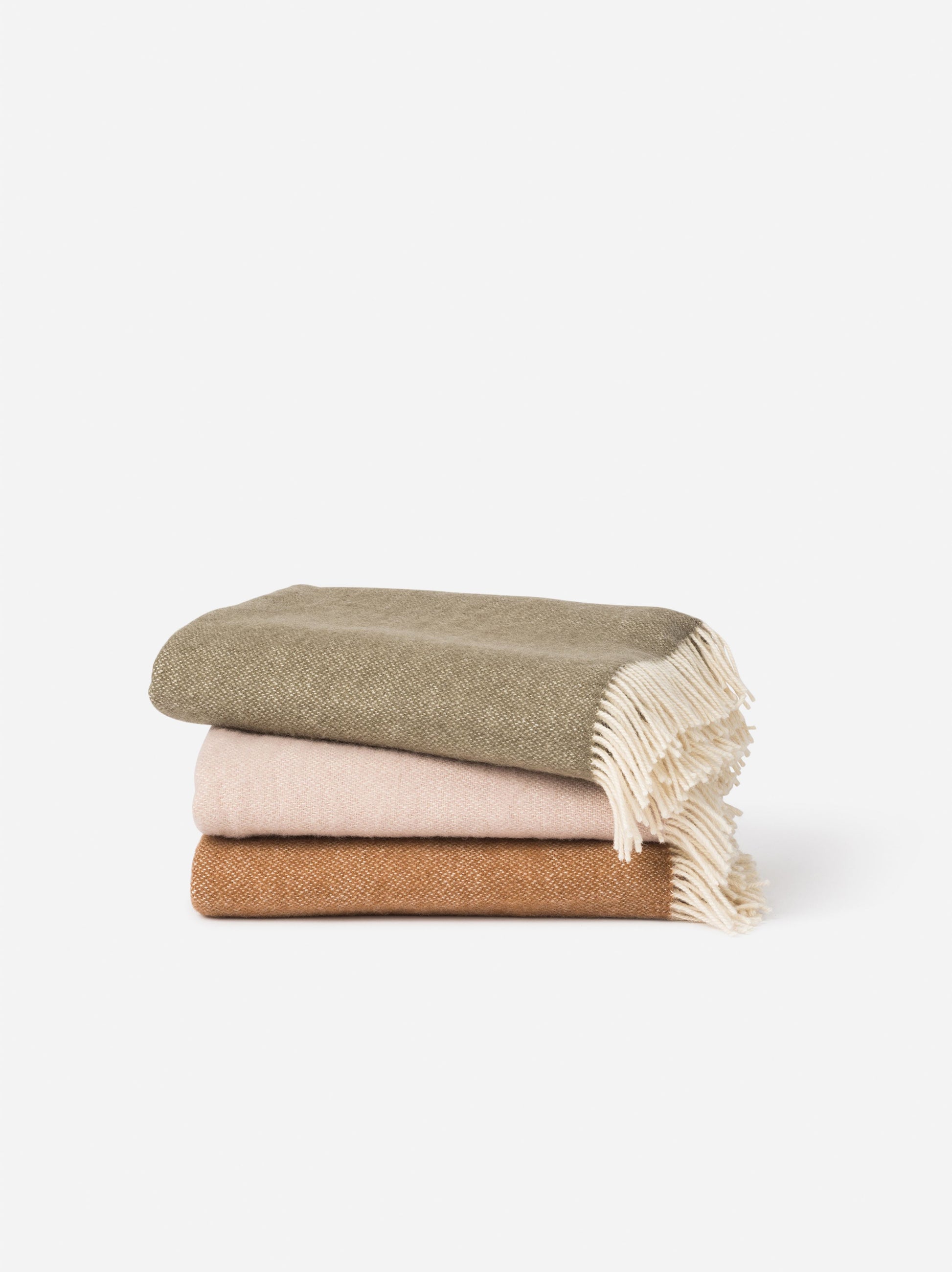 Wool Throw Matcha / 51.18"L x 70.86"W