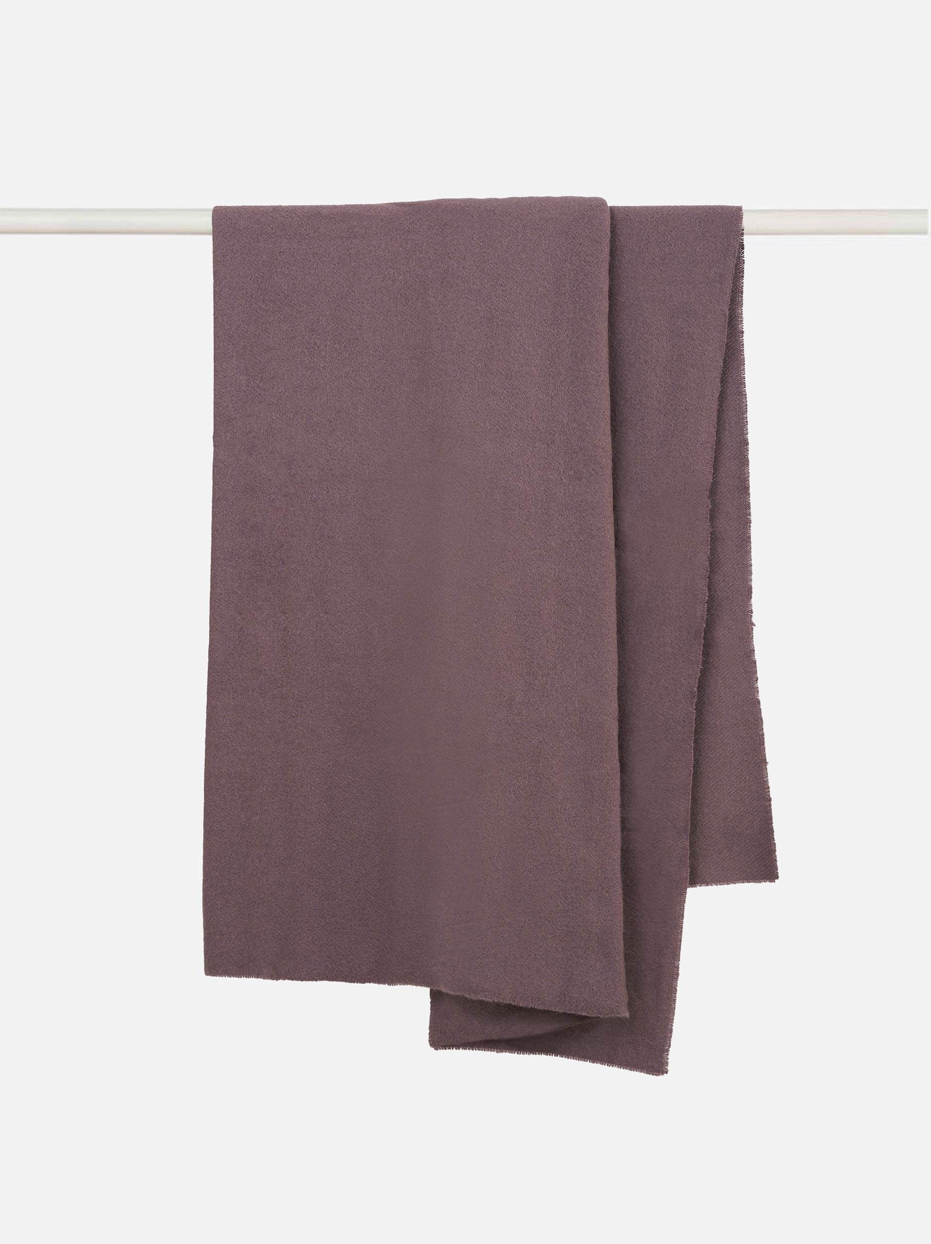 Large Wool Blanket Lupin / 94.49"L x 98.43"W