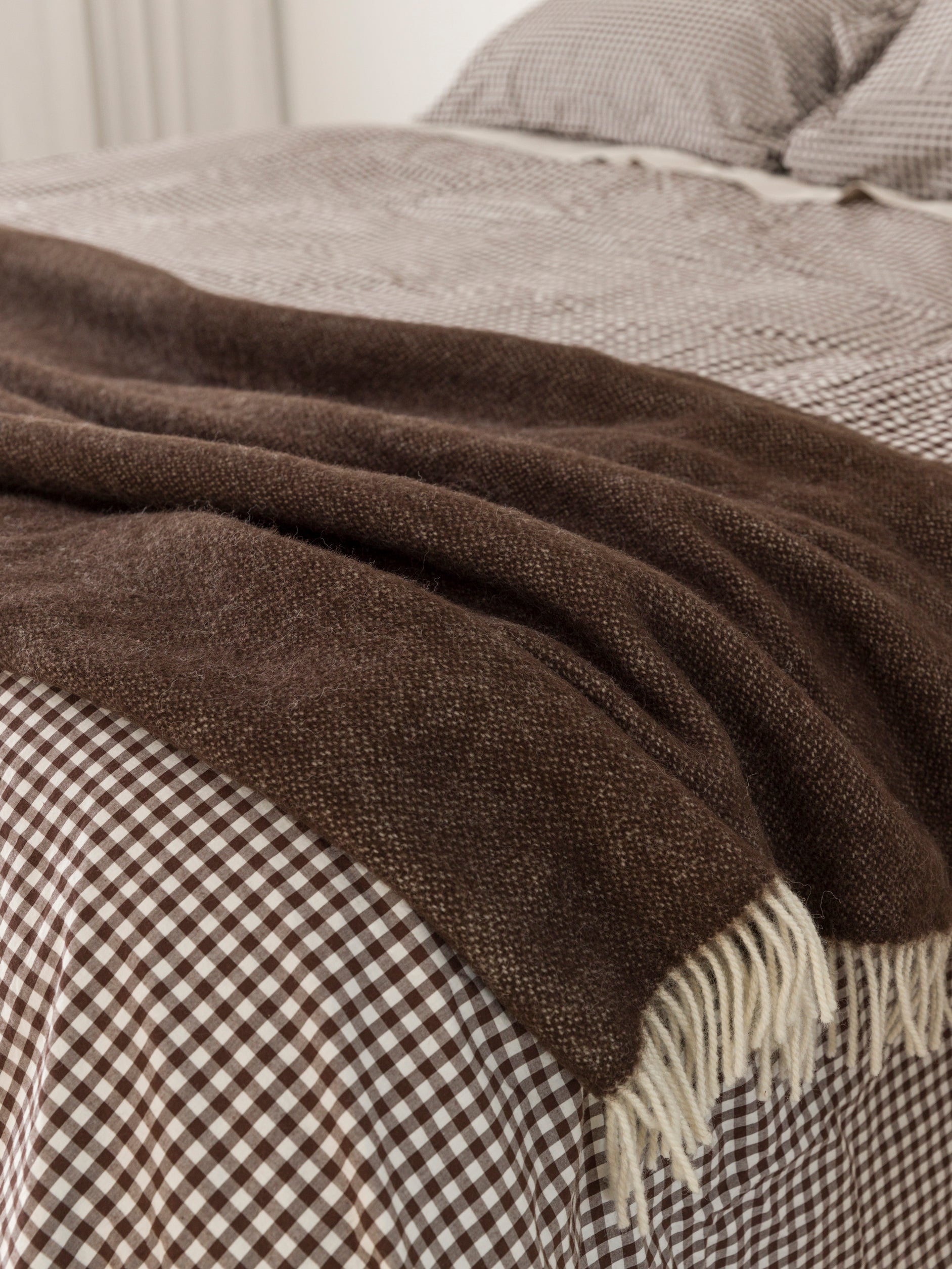 Wool Throw Cocoa / 51.18" x 70.86"