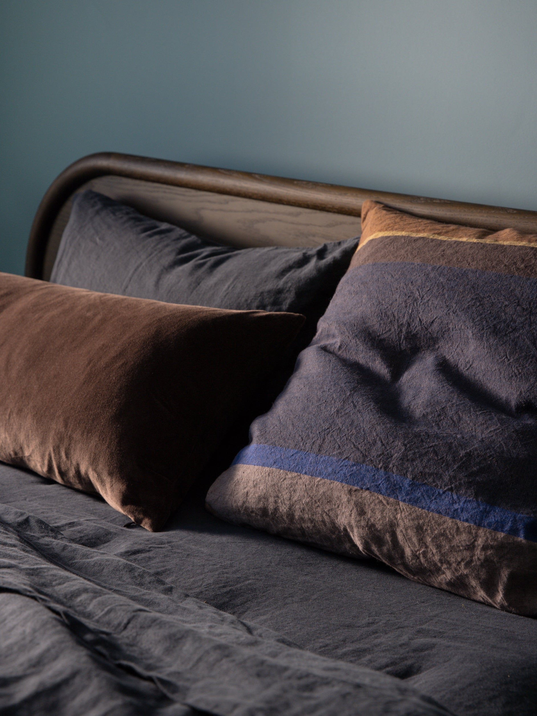 Obi Euro Cushion Cover Blue Black/Dijon / 25.59" x 25.59"