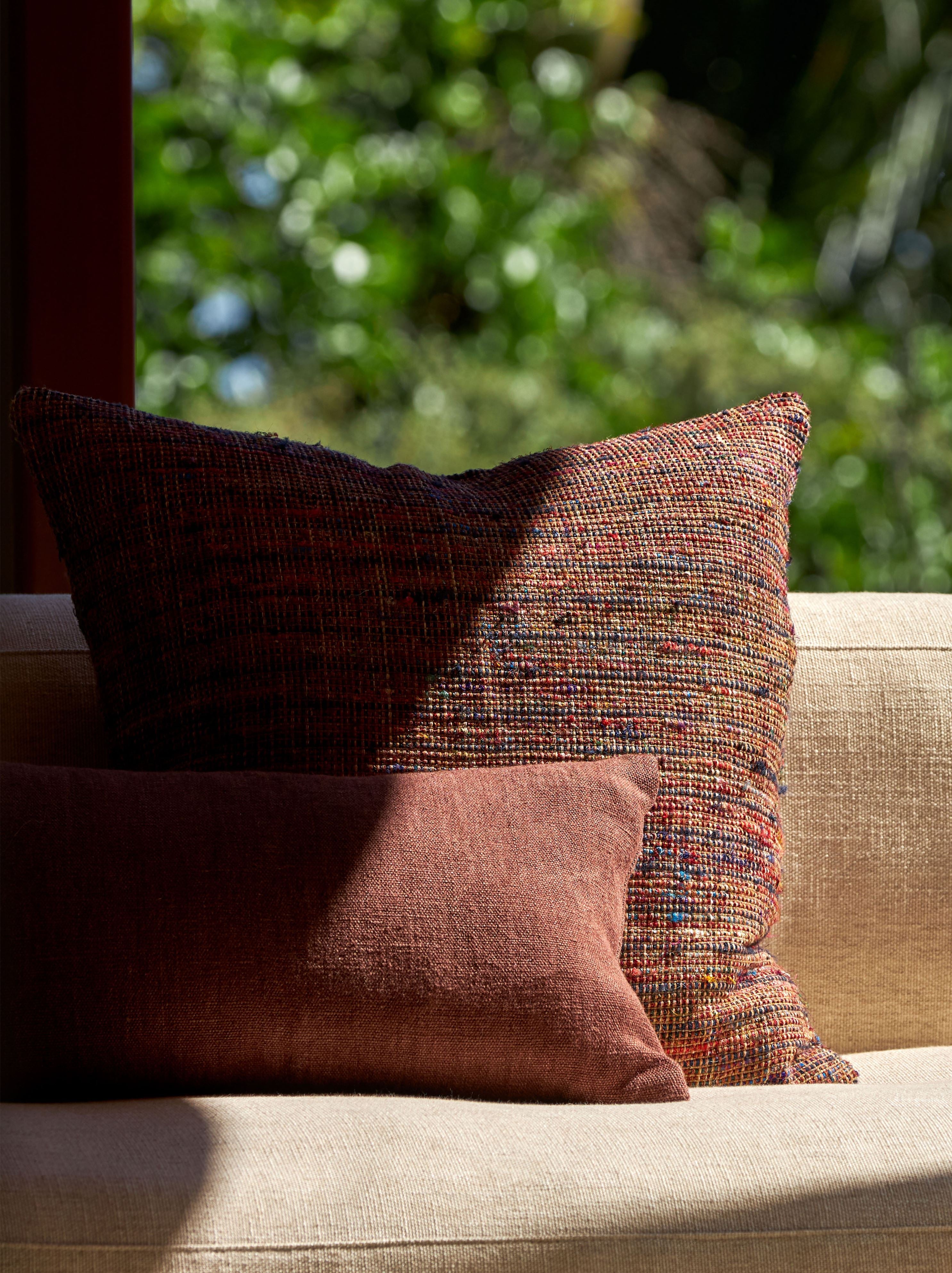 Edmund Silk Blend Cushion Cover Brick/Multi / 21.65"L x 21.65"W