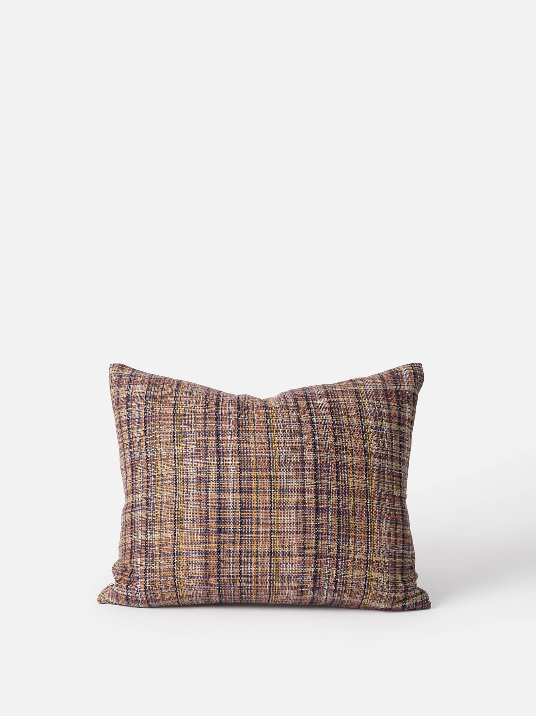 Wyatt Cushion Cover Mulberry/Multi / 21.65"L x 17.71"W