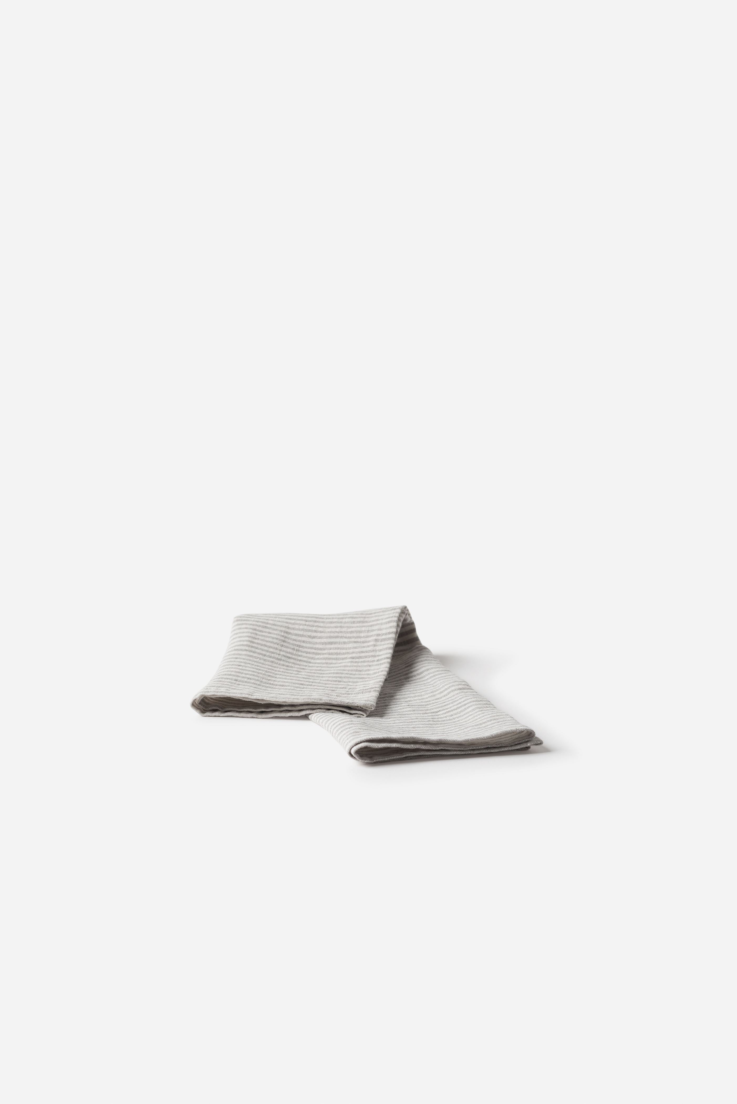 Stripe Linen Napkin Ash/Chalk / 17.71"L x 17.71"W