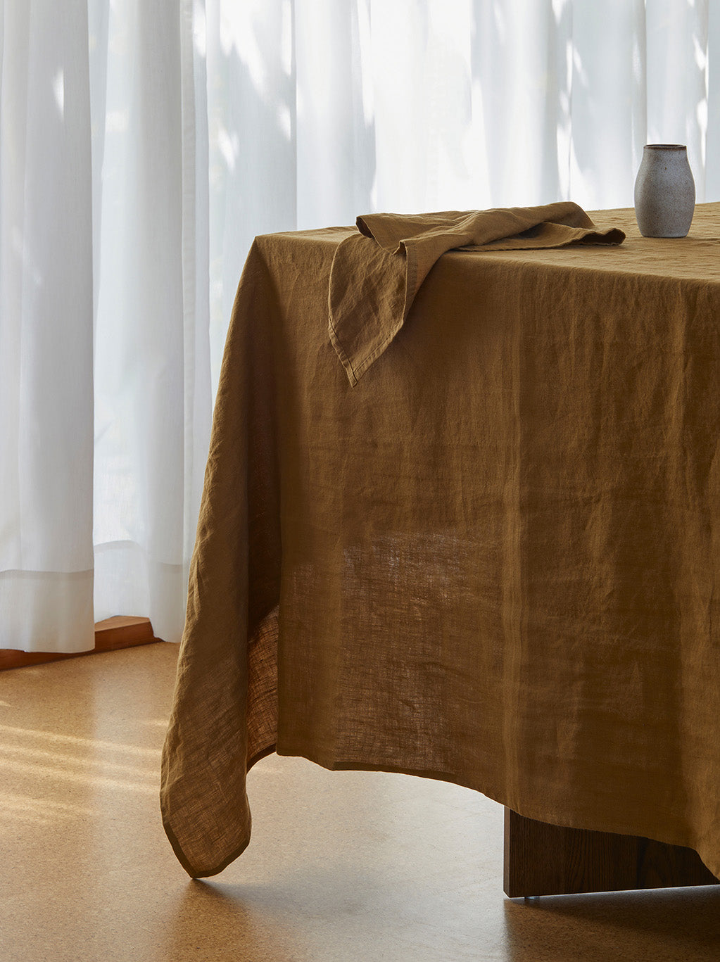 Ochre Linen Napkin Ochre / 17.71"L x 17.71"W