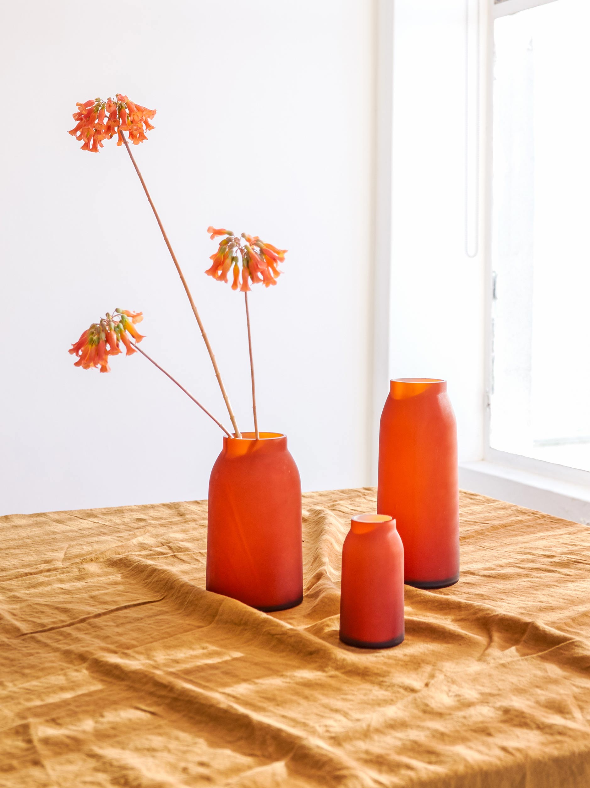 Otto Vase Amber / Medium