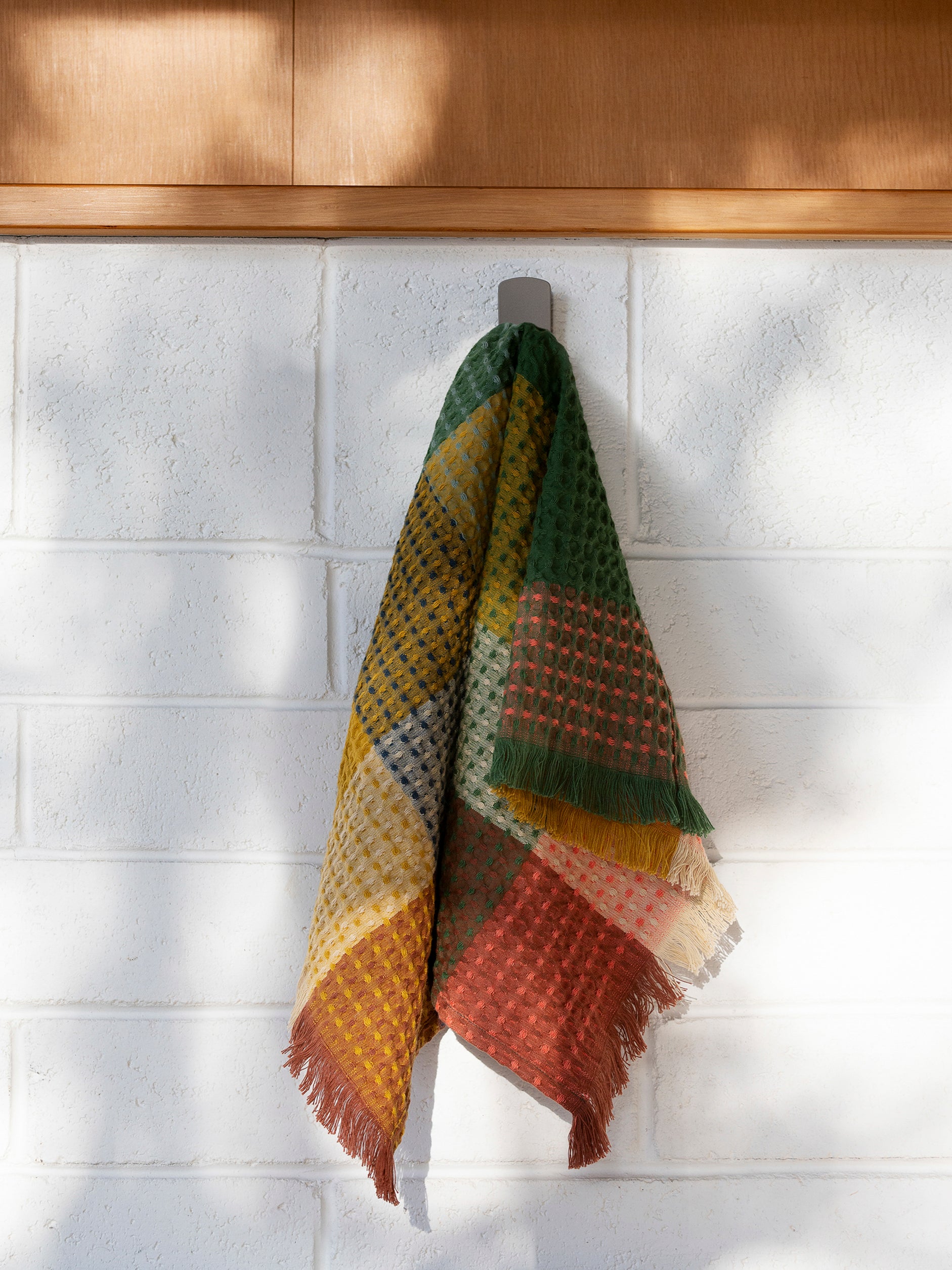 Cabin Hand Towel Spirulina/Multi / 19.68"L x 27.55"W
