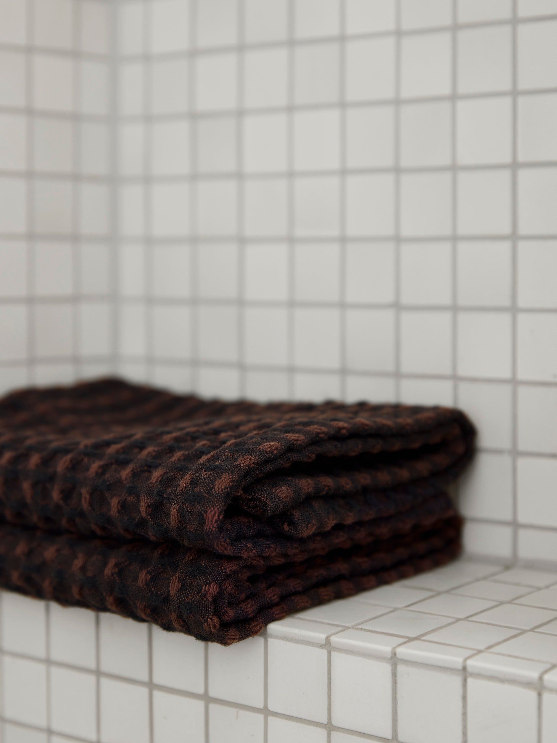 Aalto Bath Towel Range Midnight/Mahogany / Face Cloth