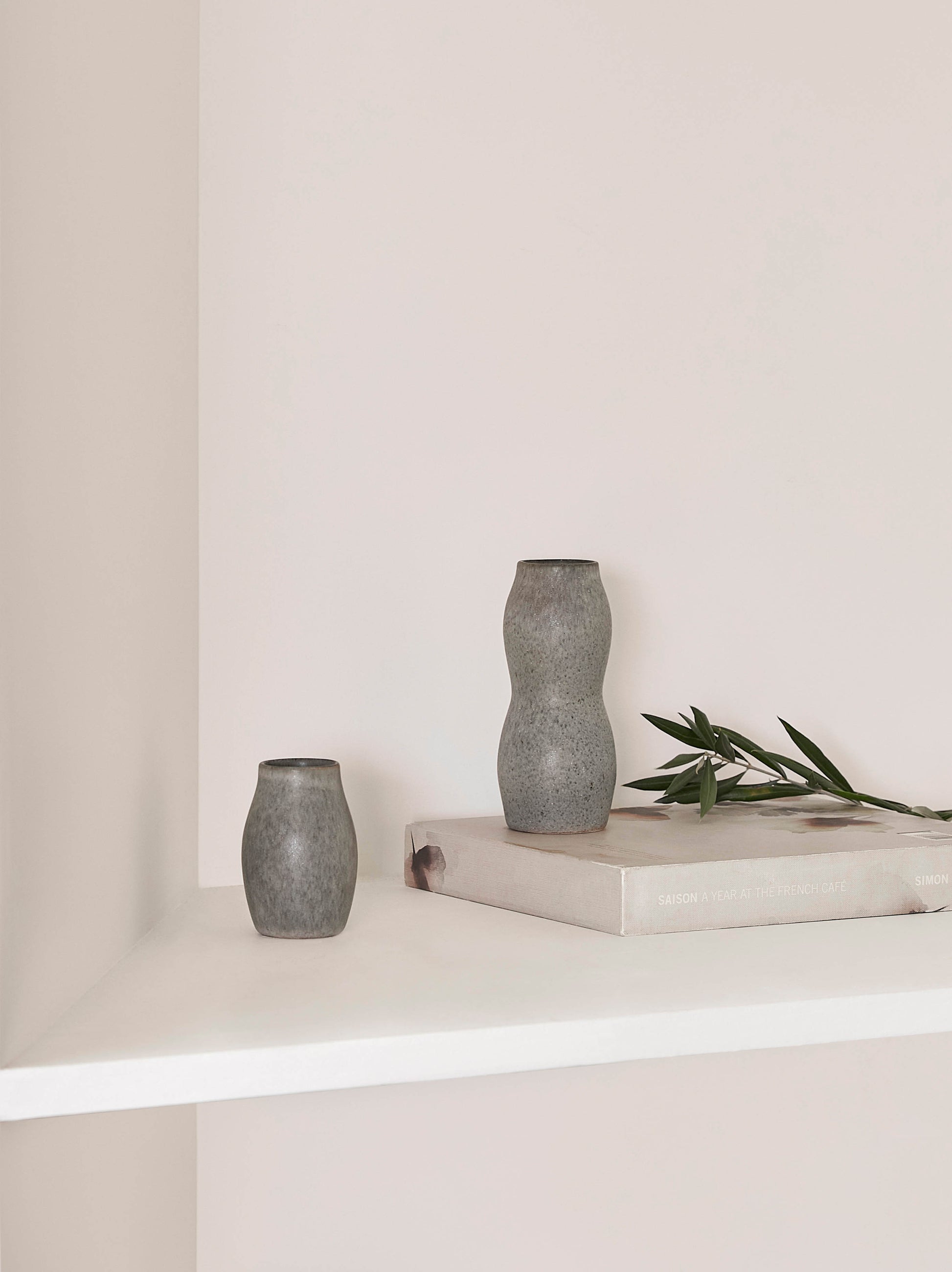 Pod Bud Vase Haze / Large