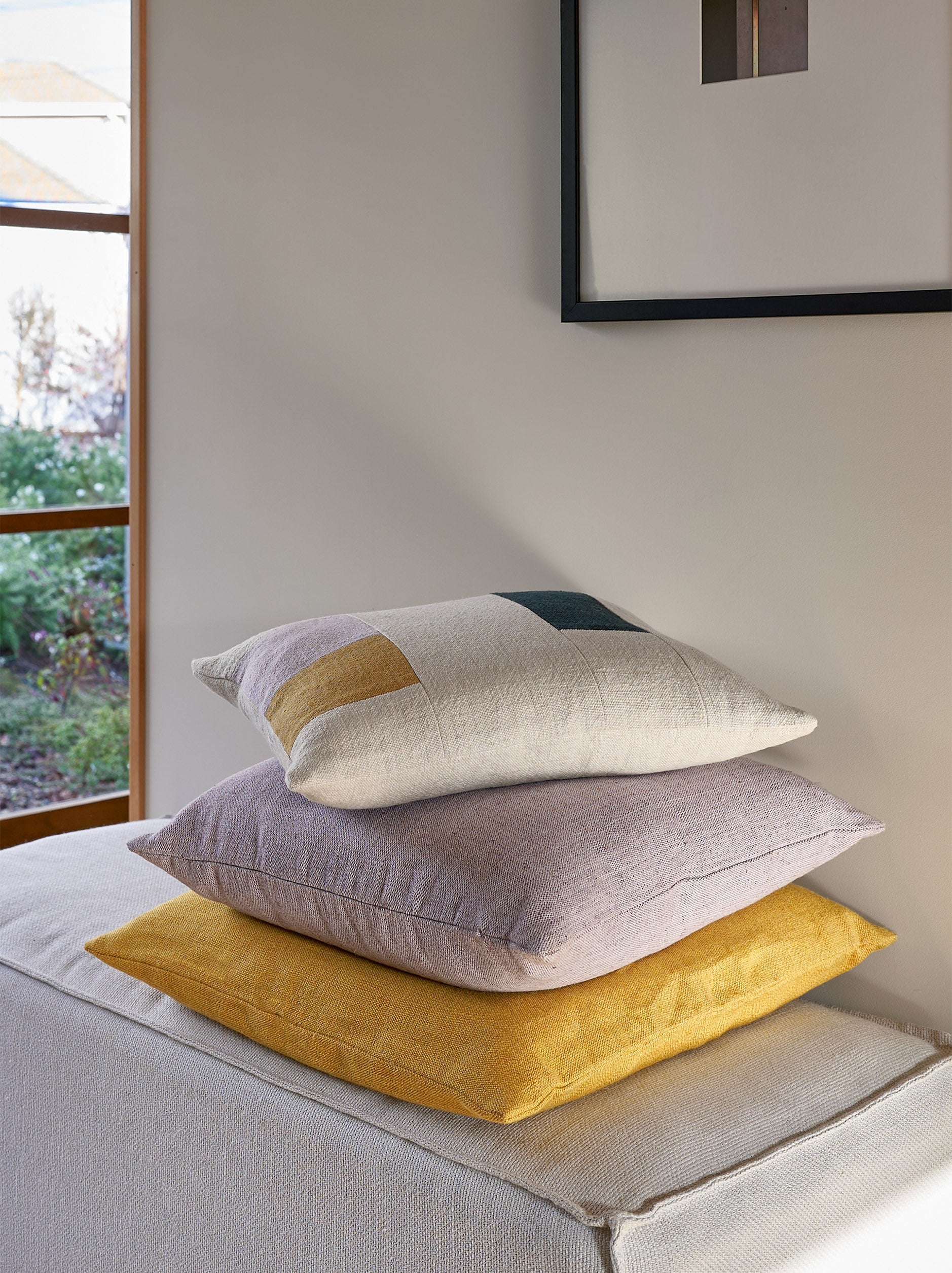 Build Cushion Cover Natural/Multi / 17.71"L x 13.77"W