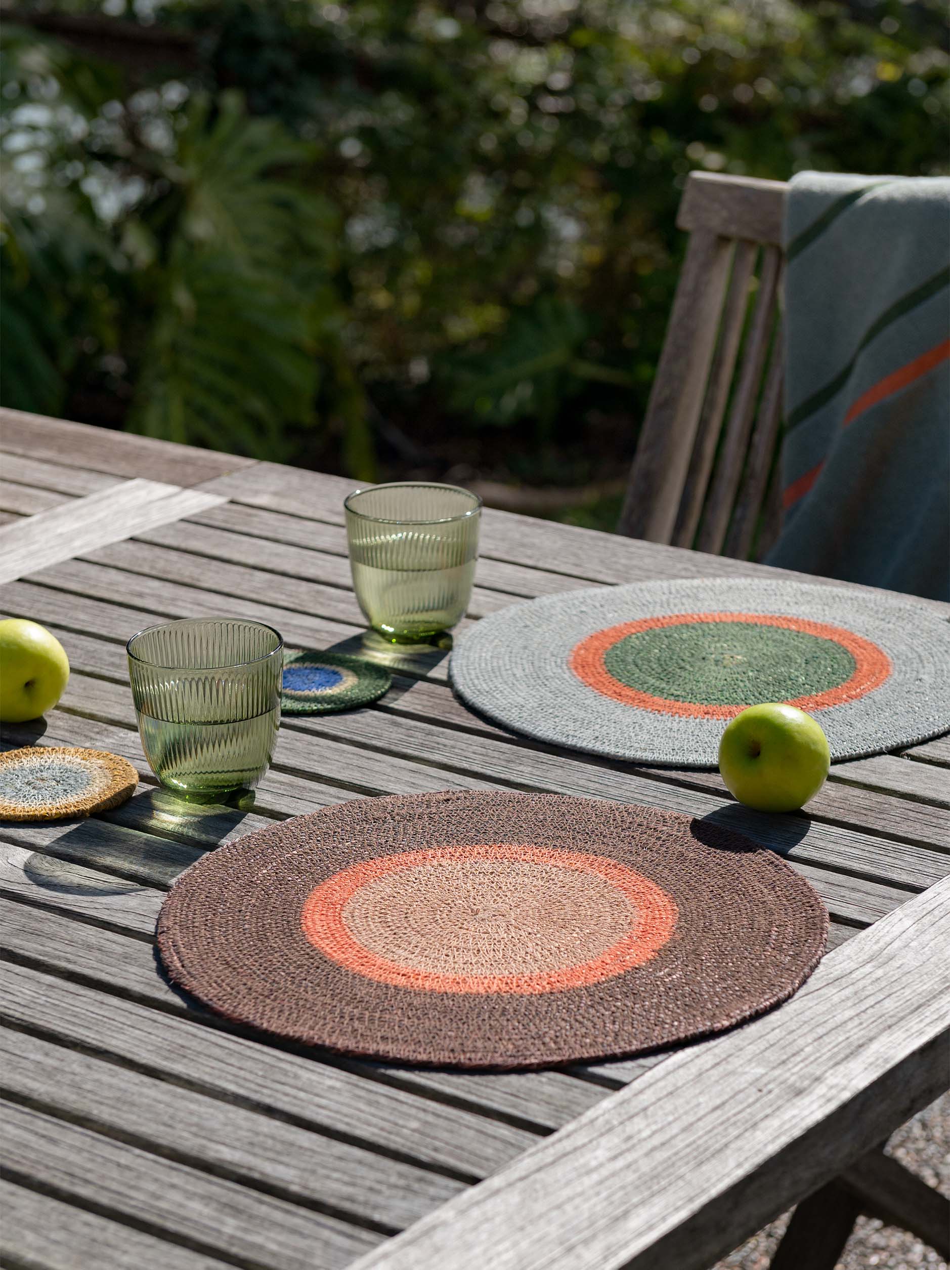 Pinto Placemat Puddle/Spirulina / 13.38"dia.