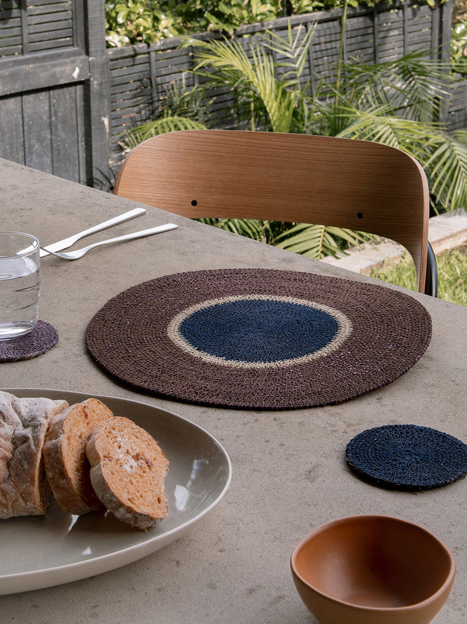 Pinto Placemat Mulberry/Blue Black / 13.38"dia.