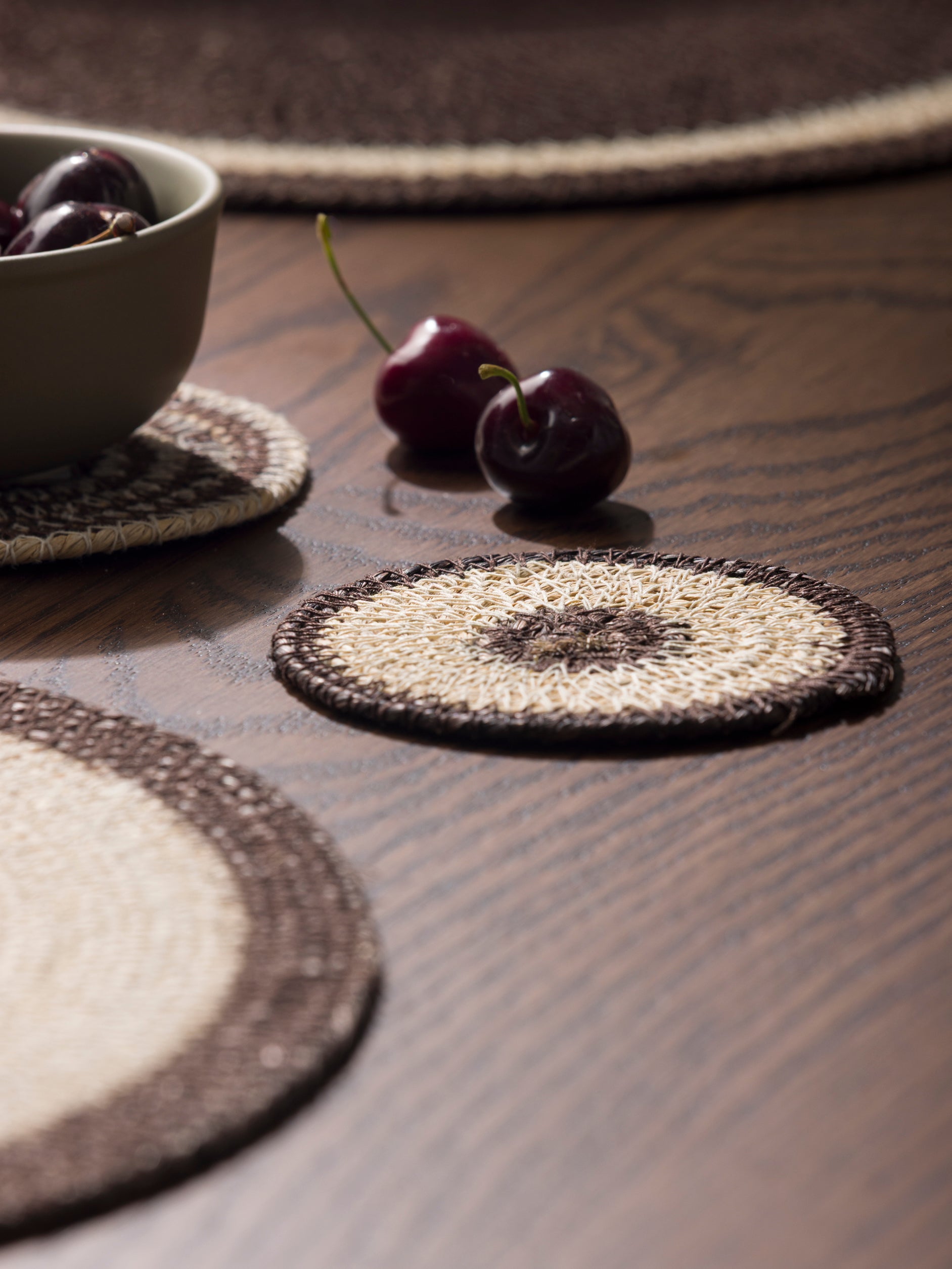 Agora Woven Coaster Set/4 Rye/Natural / 3.93"dia