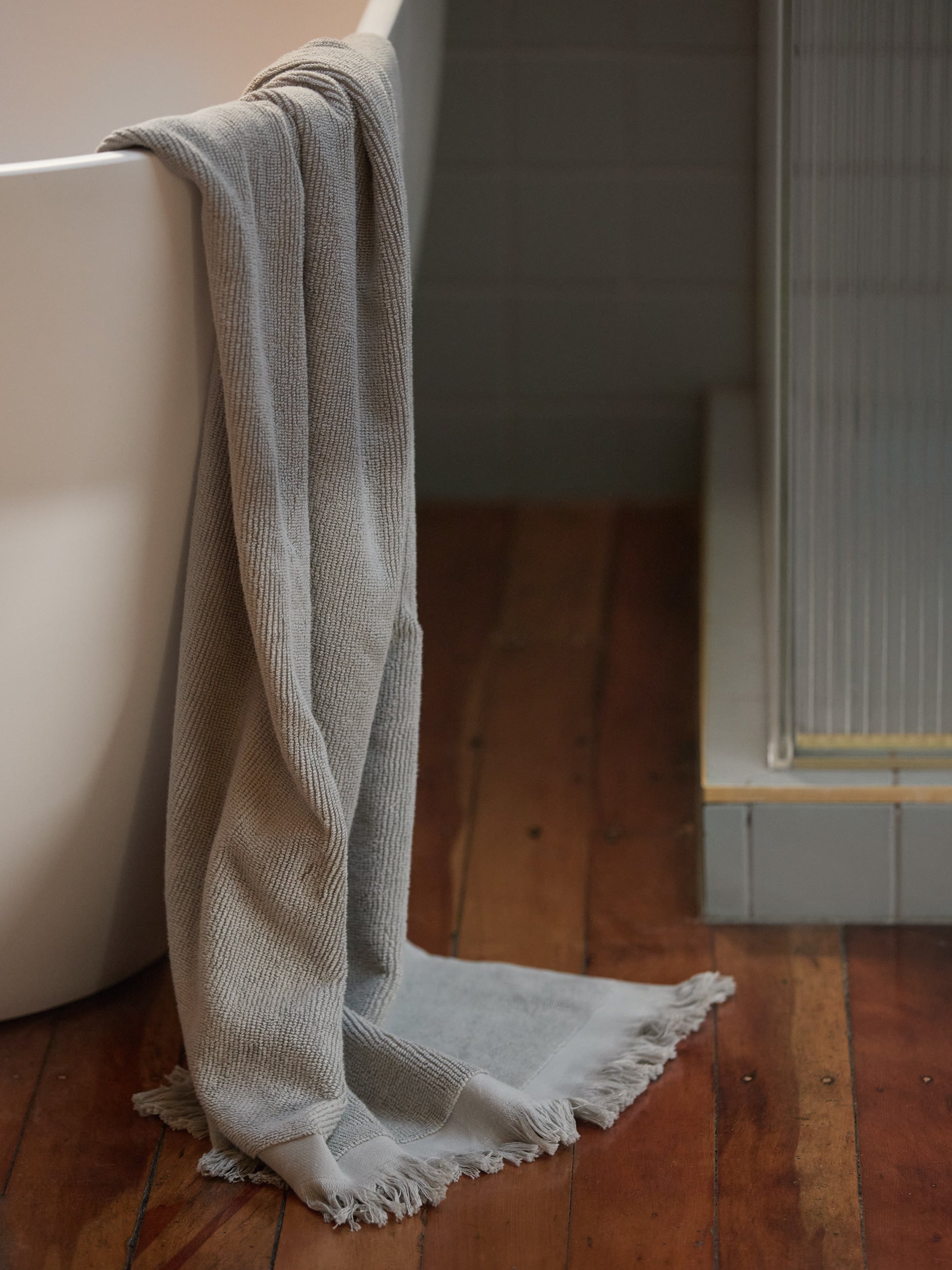 Egyptian Cotton Towel Range Puddle / Bath Towel