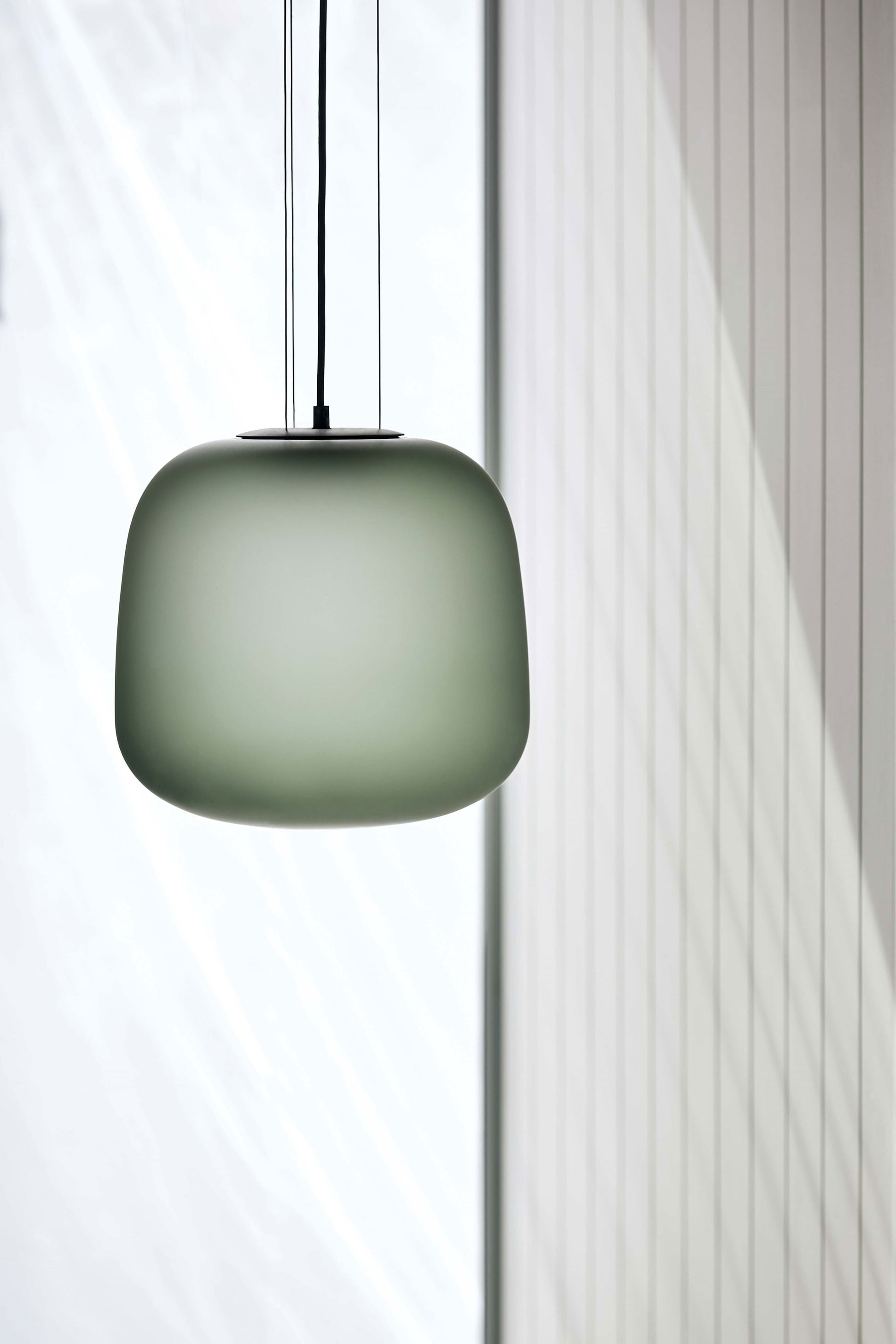 AB Pendant Light Frosted Smoke Grey/Green / Small