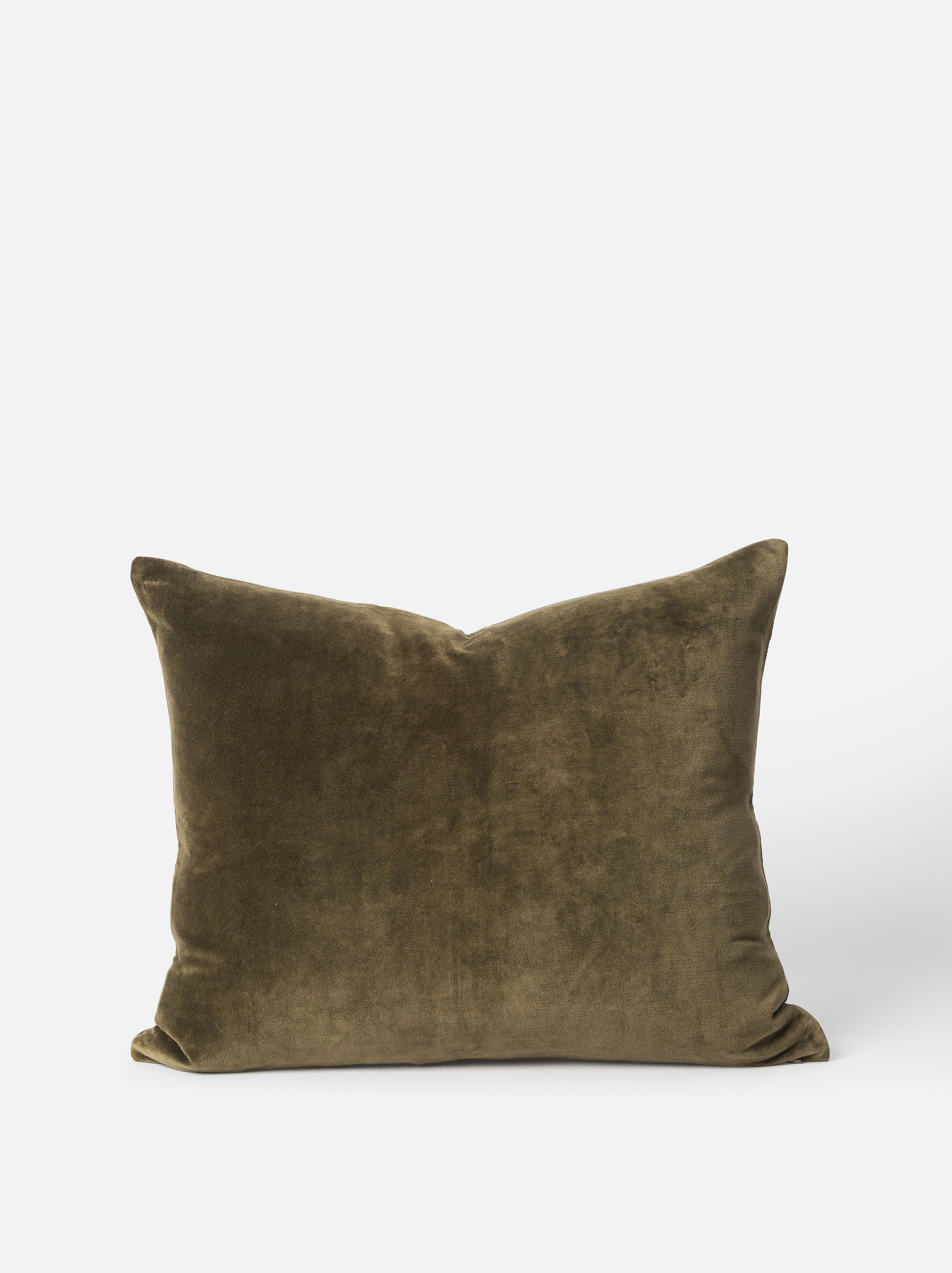 Cotton Velvet Cushion Cover Ivy / 21.65"L x 17.71"W