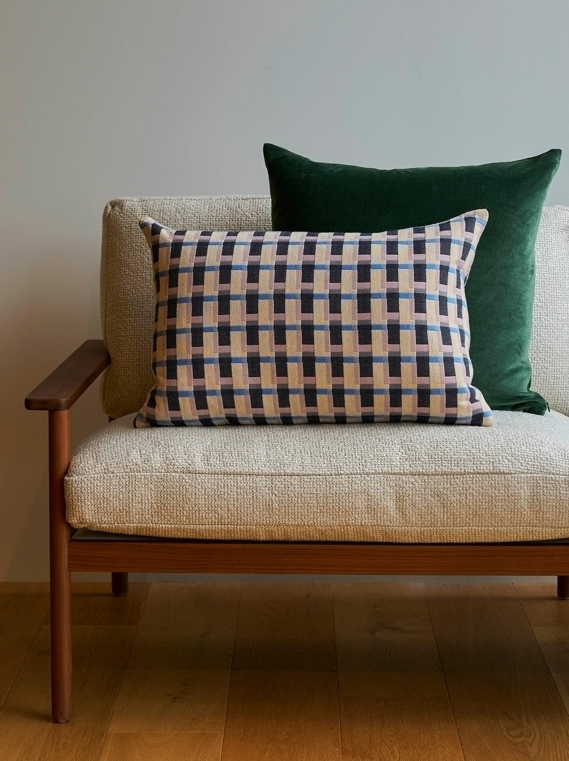 Velvet Cushion Cover Duck Green / 21.65"L x 21.65"W