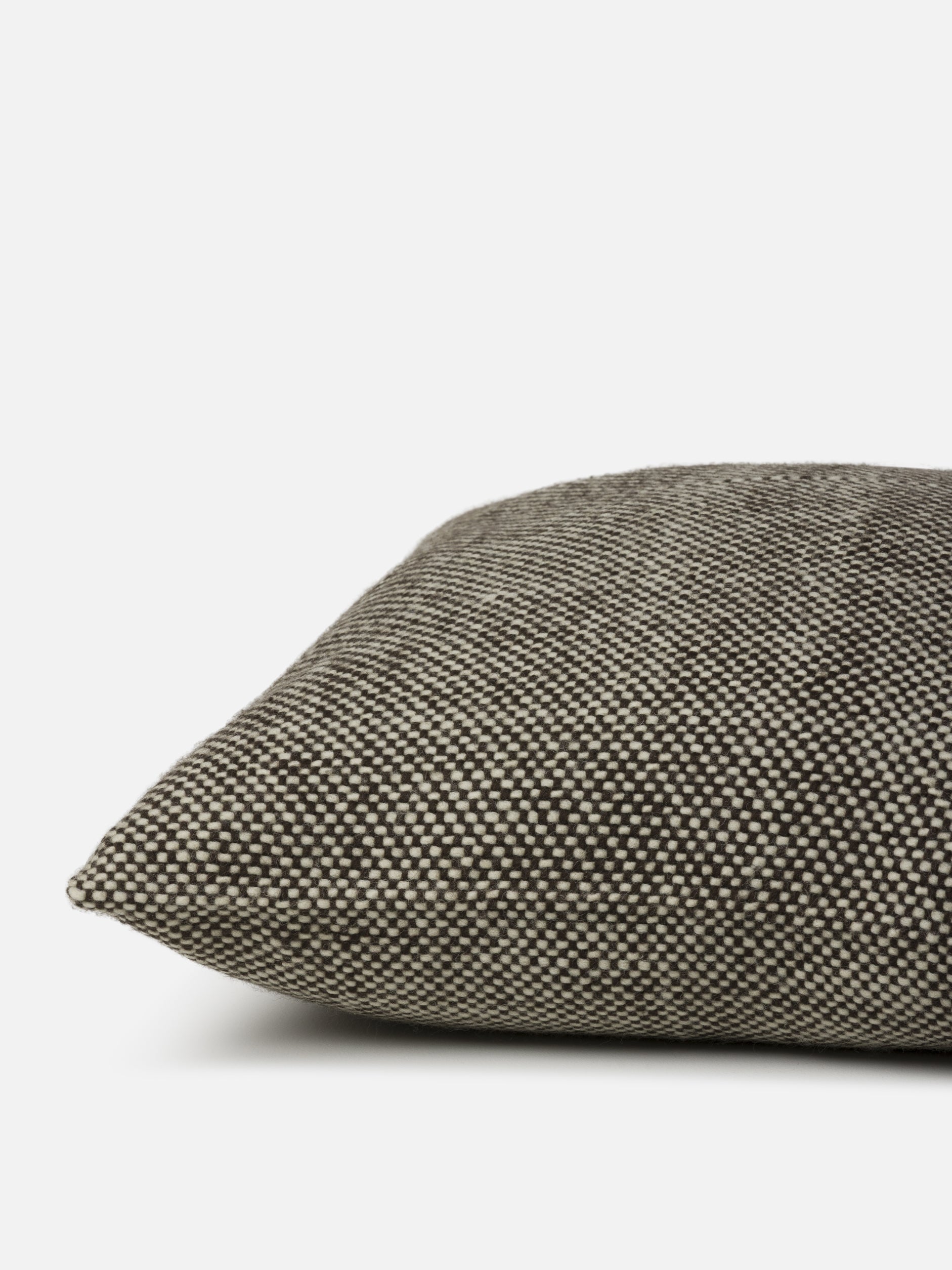 Hutt Wool Cushion Cover Rye/Natural / 21.65"L x 21.65"W