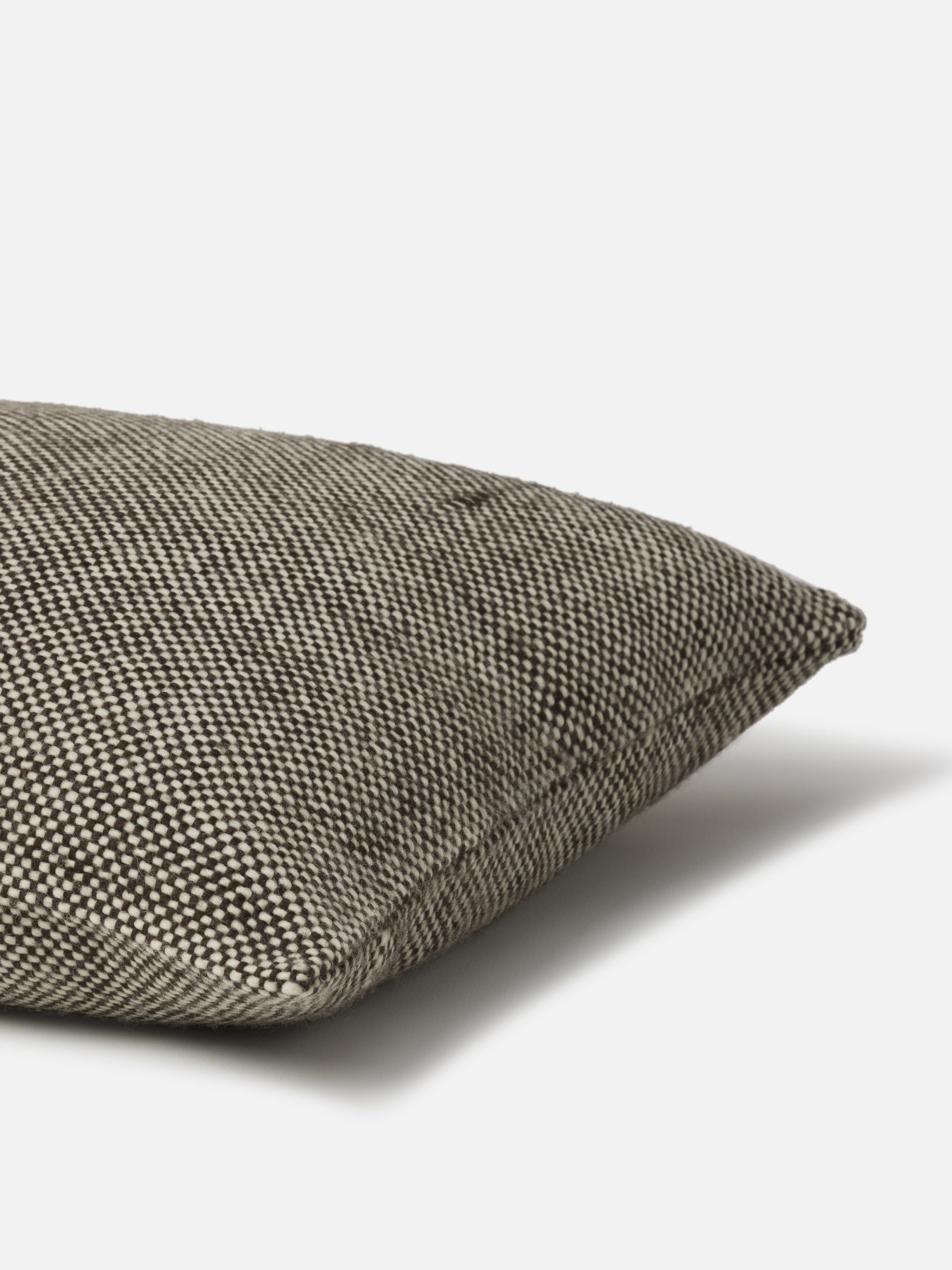 Hutt Wool Cushion Cover Rye/Natural / 21.65"L x 21.65"W