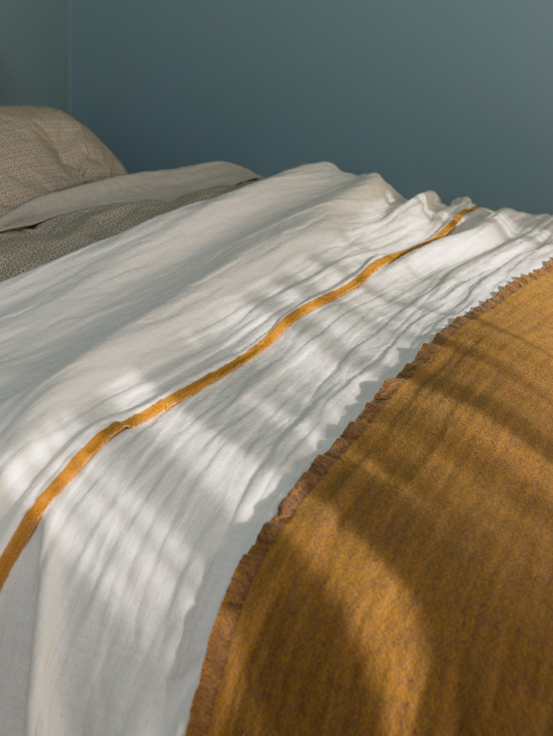 Austen Bedspread Pumpkin/Cream / King/Super King