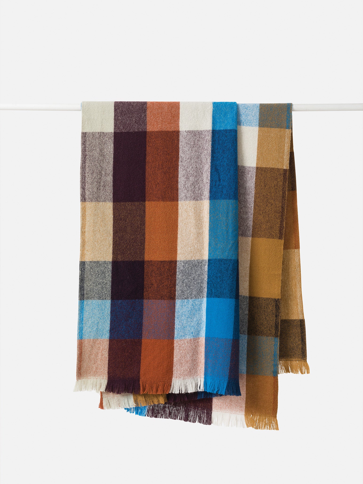 Cabin Wool Blanket Mulberry/Multi / 59.05"L x 70.86"W