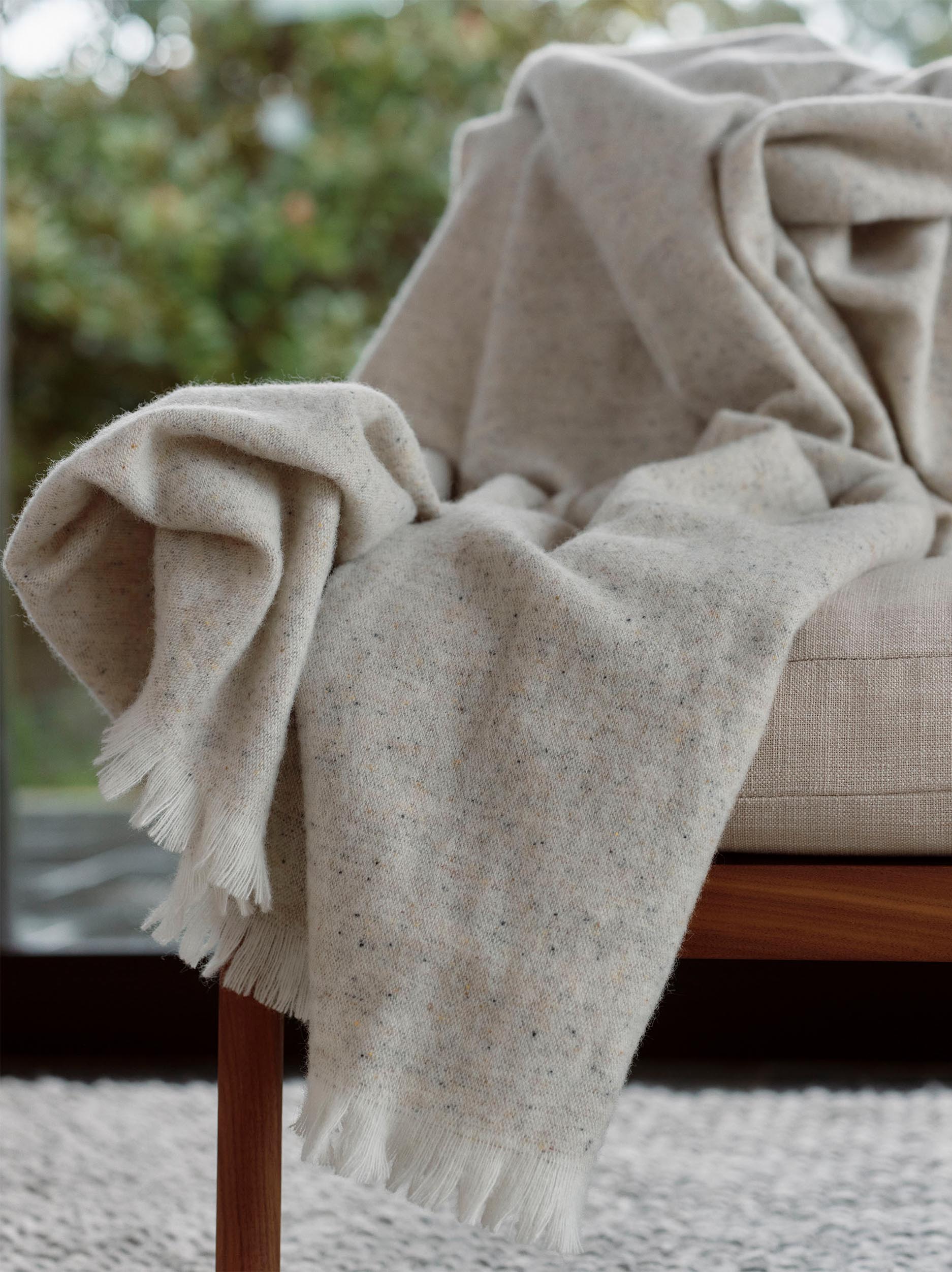 Bach Wool Blanket Natural/Vanilla / 59.05"L x 70.86"W