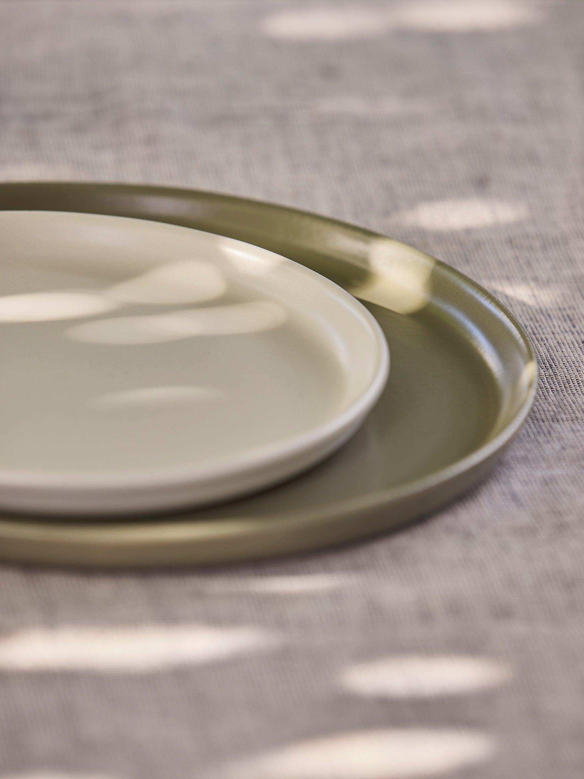 Halo Side Plate Oat / 8.26"dia