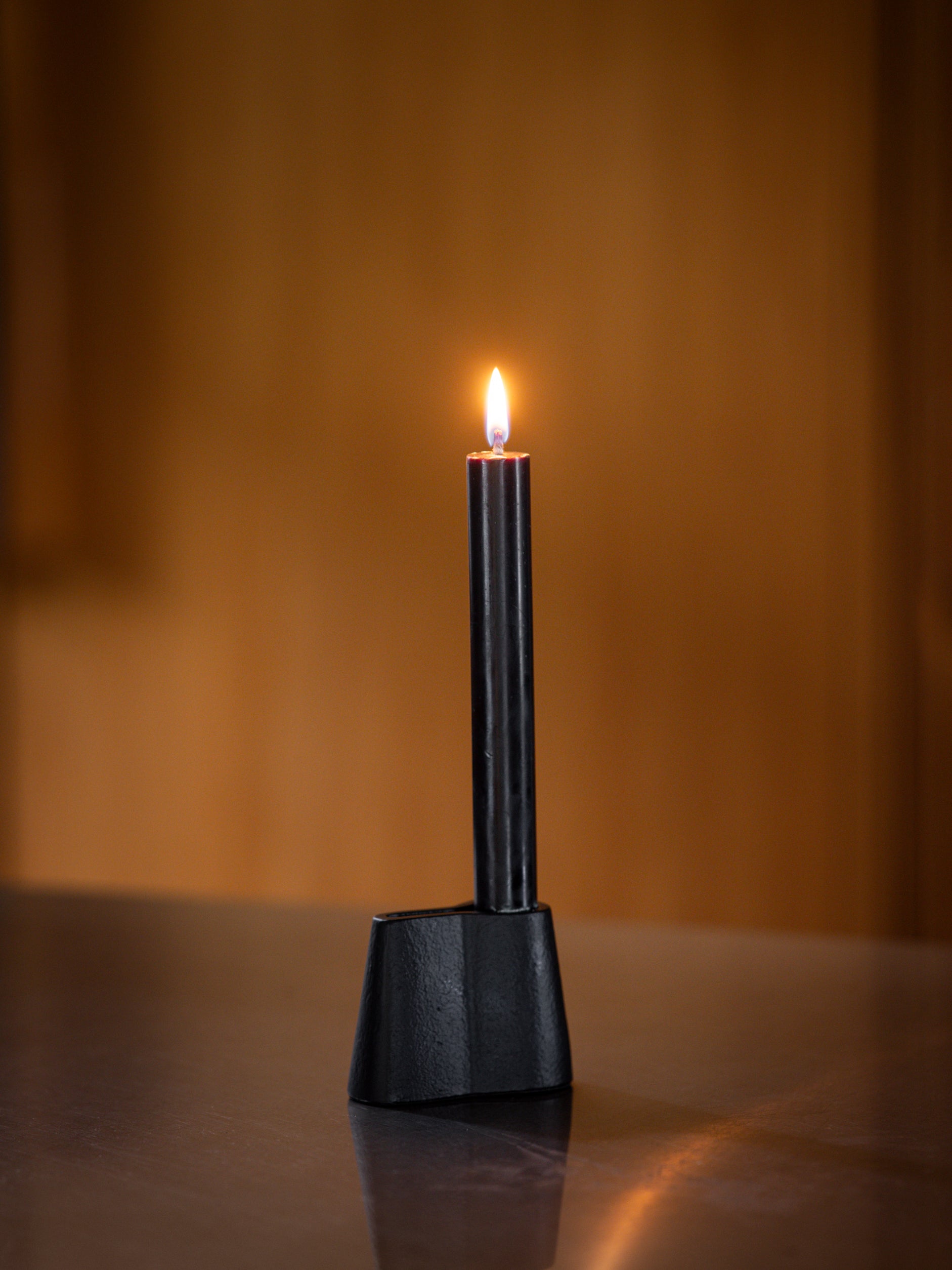 Channel Candle Holder Black / Single