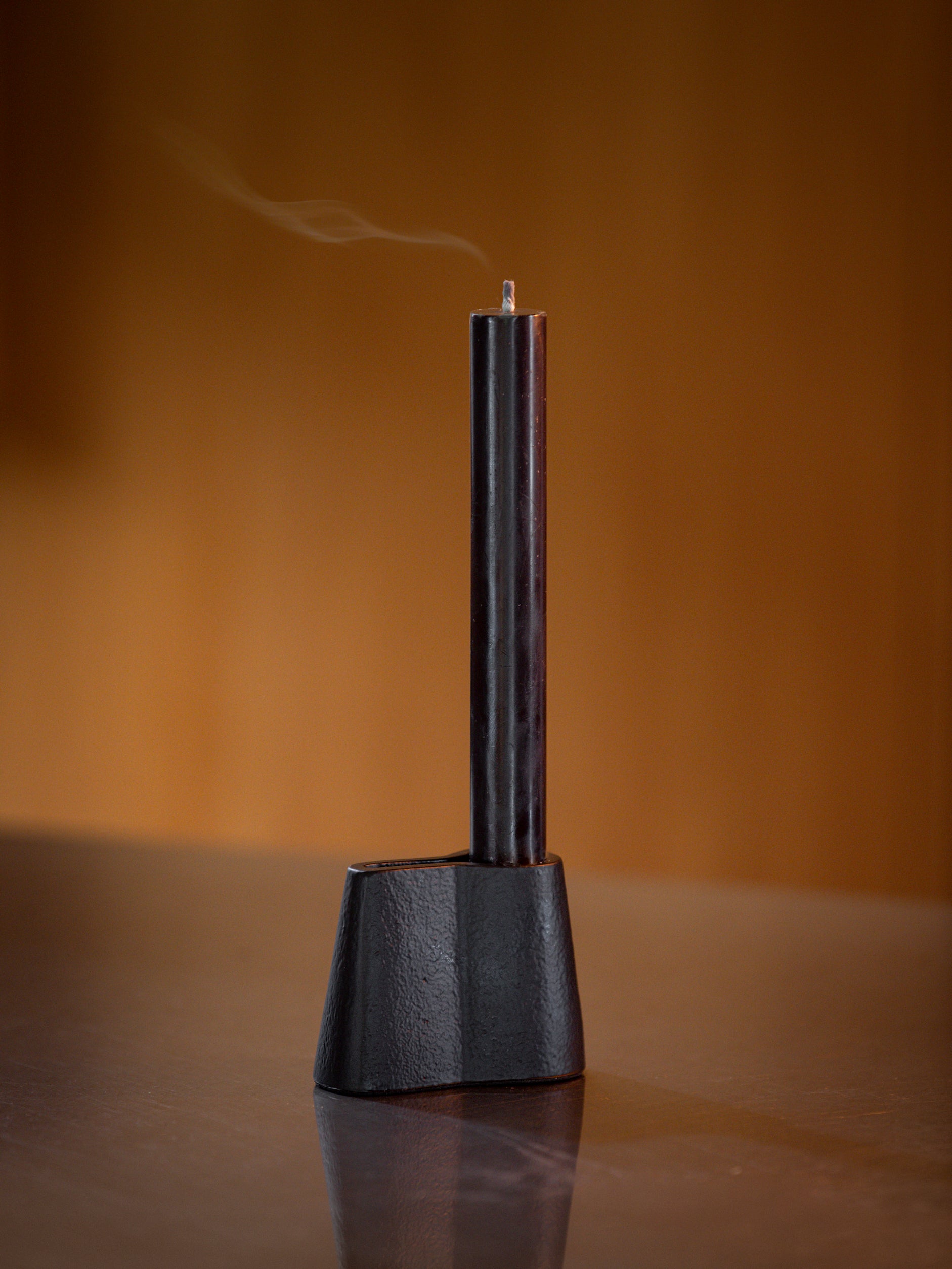 Channel Candle Holder Black / Single