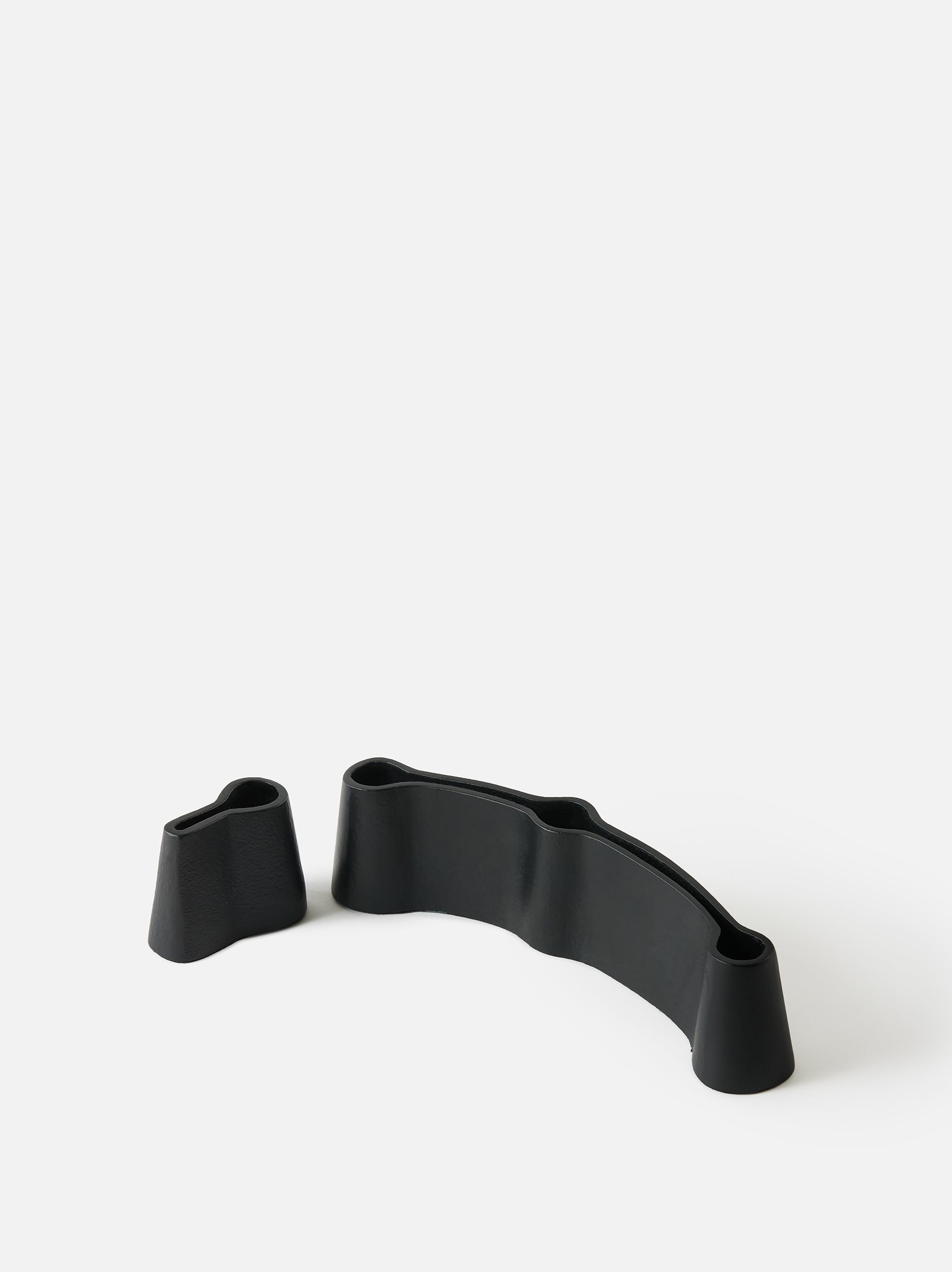 Channel Candle Holder Black / Single