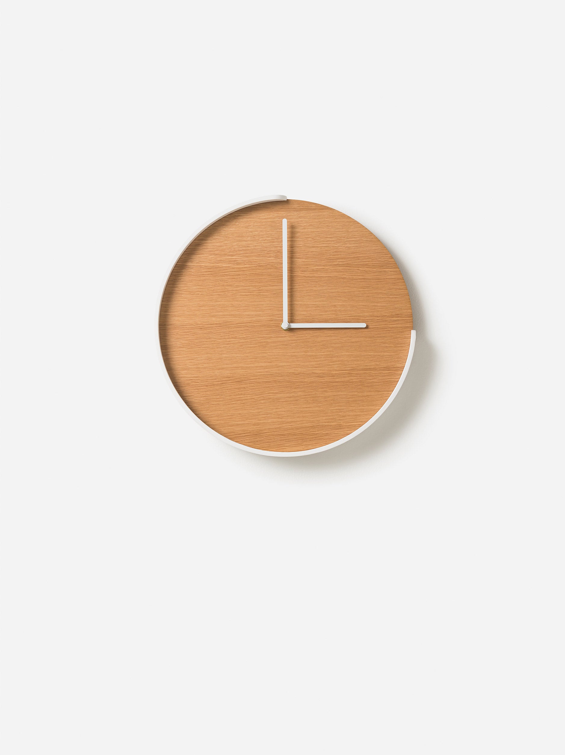 Segment Clock Oak/White / One Size