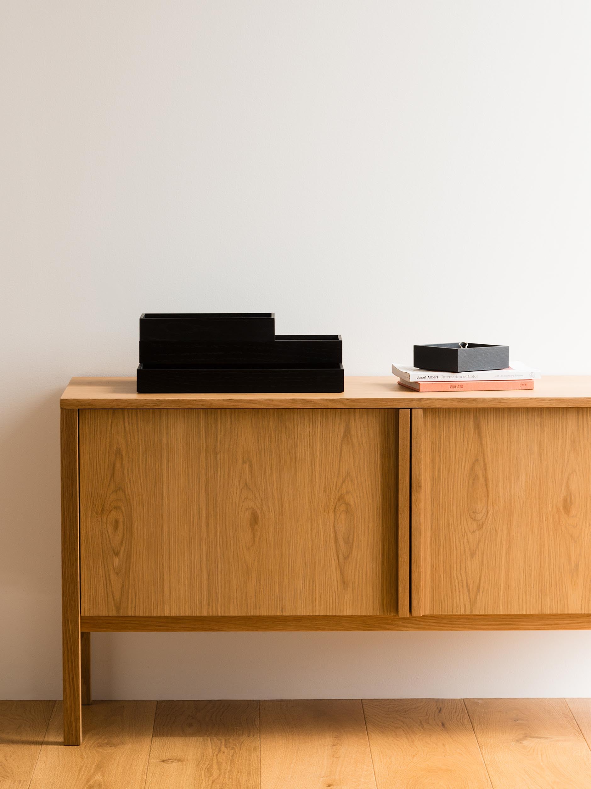 Oku Storage Lid/Tray Black / Medium