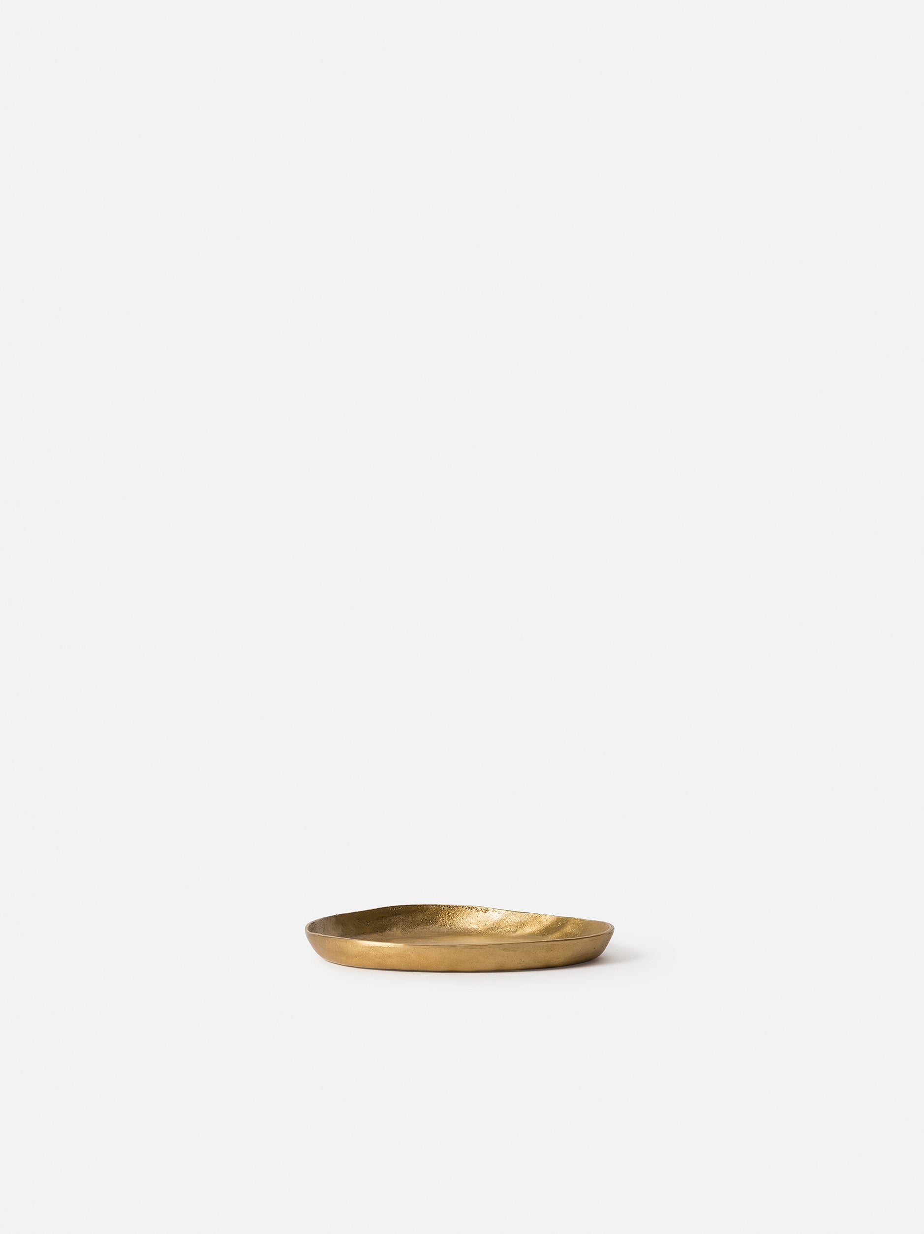 Pebble Tray Brass / 7.48"dia. x 0.39"H