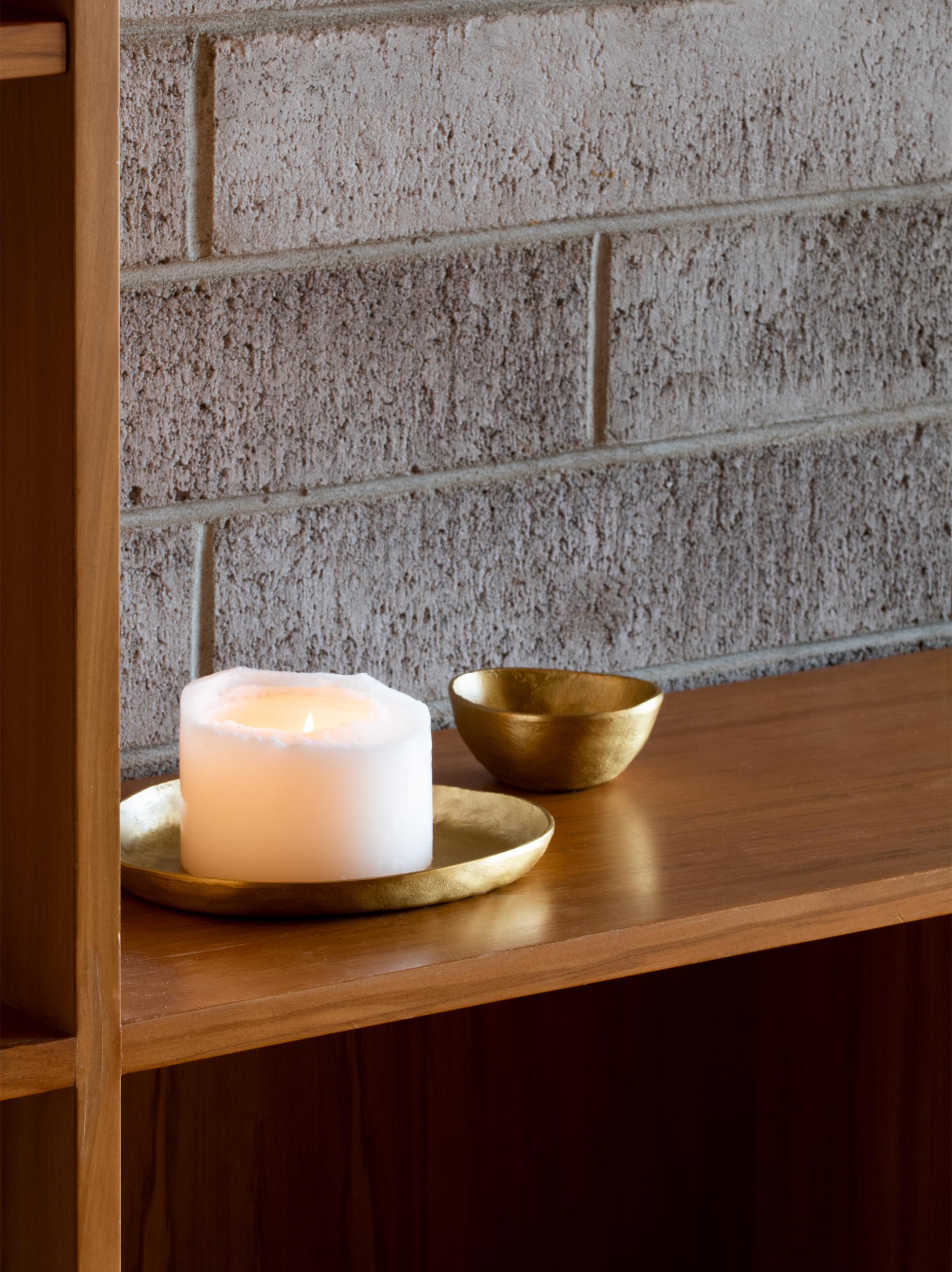Pebble Tray Brass / 7.48"dia. x 0.39"H