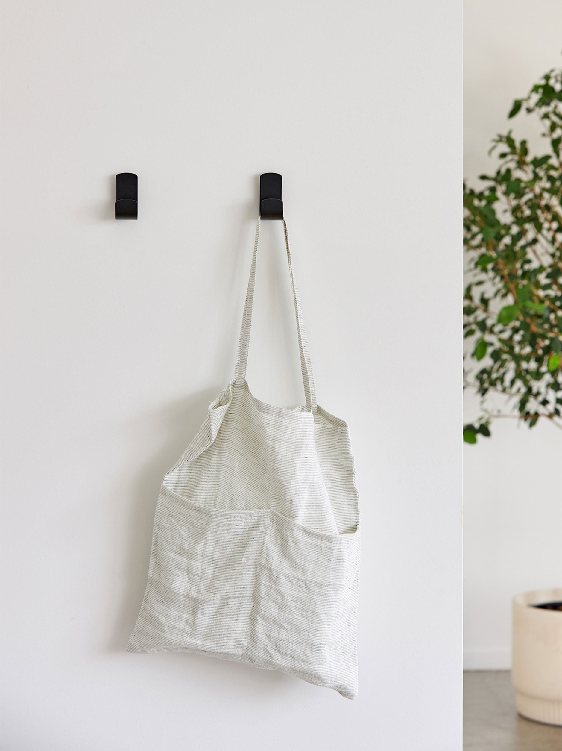 Koti Wall Hook Black / One Size