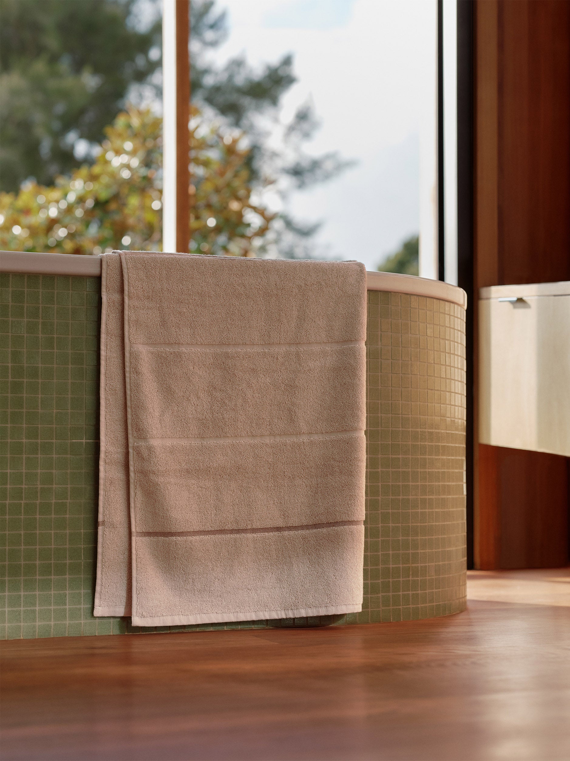 Pia Cotton Bath Towel Oat/Multi / Bath Towel