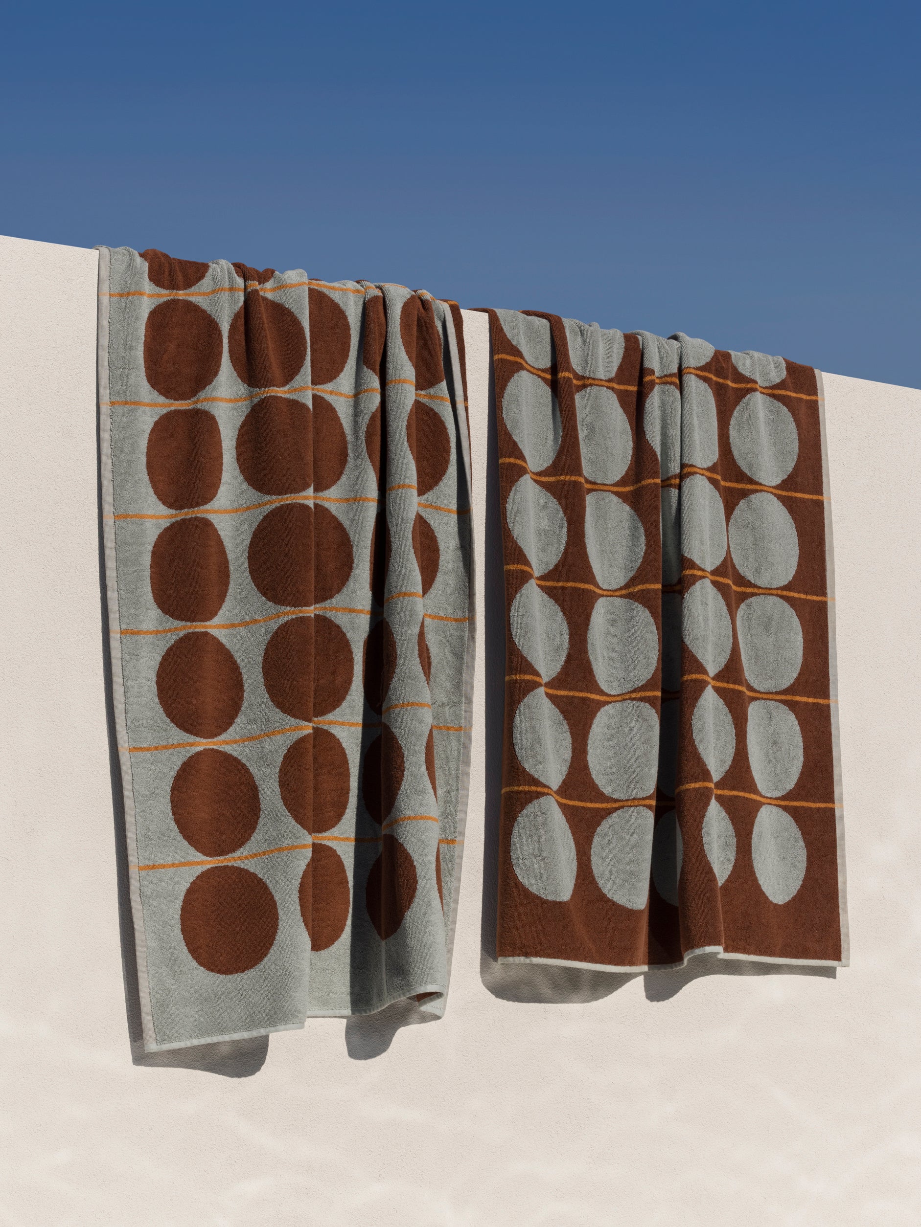 Abacus Beach Towel Mist/Paprika / 39.37" x 70.86"