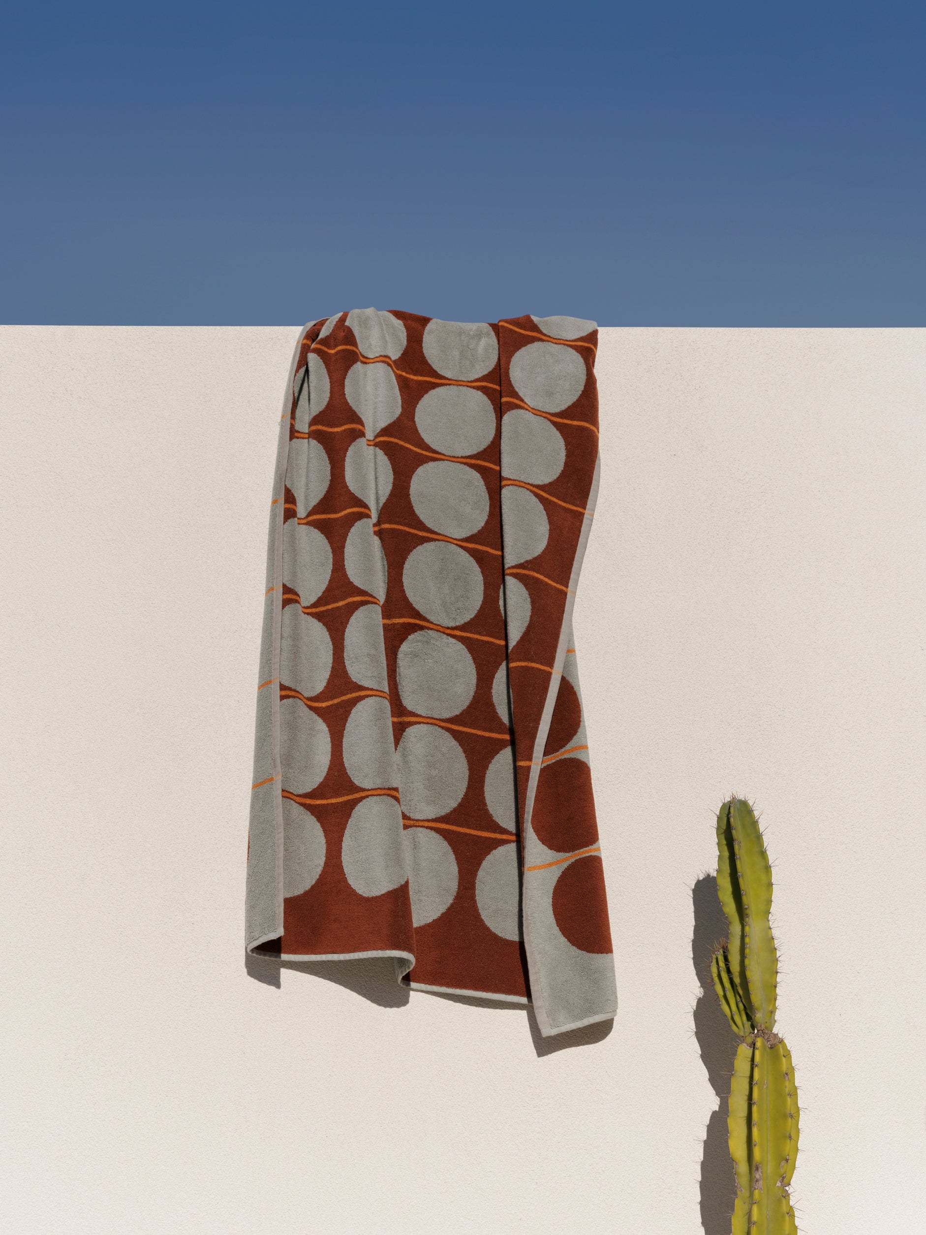 Abacus Beach Towel Mist/Paprika / 39.37" x 70.86"