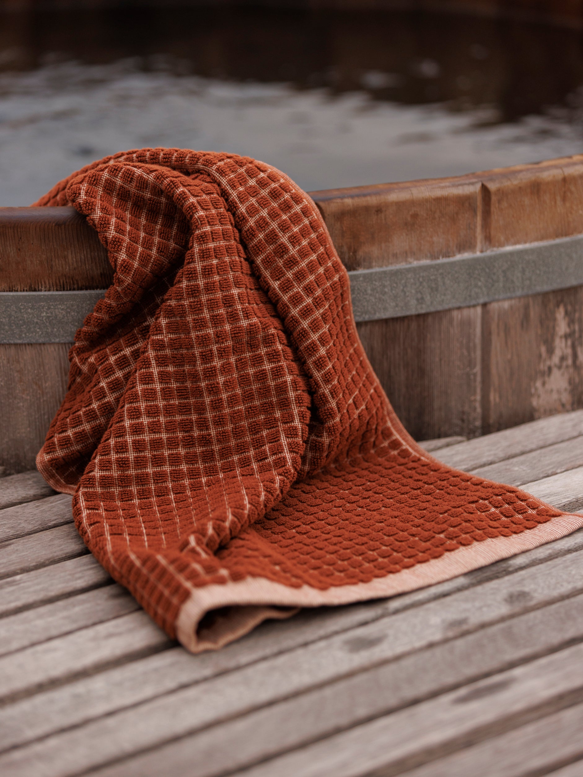 Nero Cotton Towel Range Paprika/Cream / Hand Towel