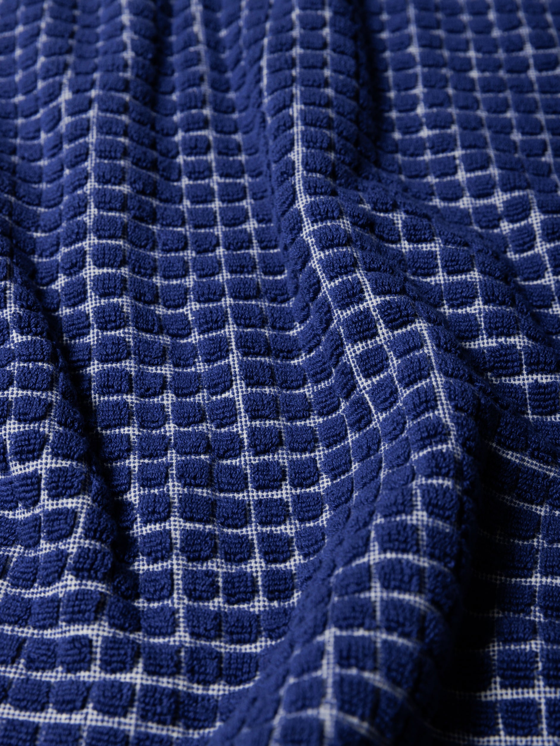 Nero Cotton Towel Range Cobalt/Cream / Bath Towel