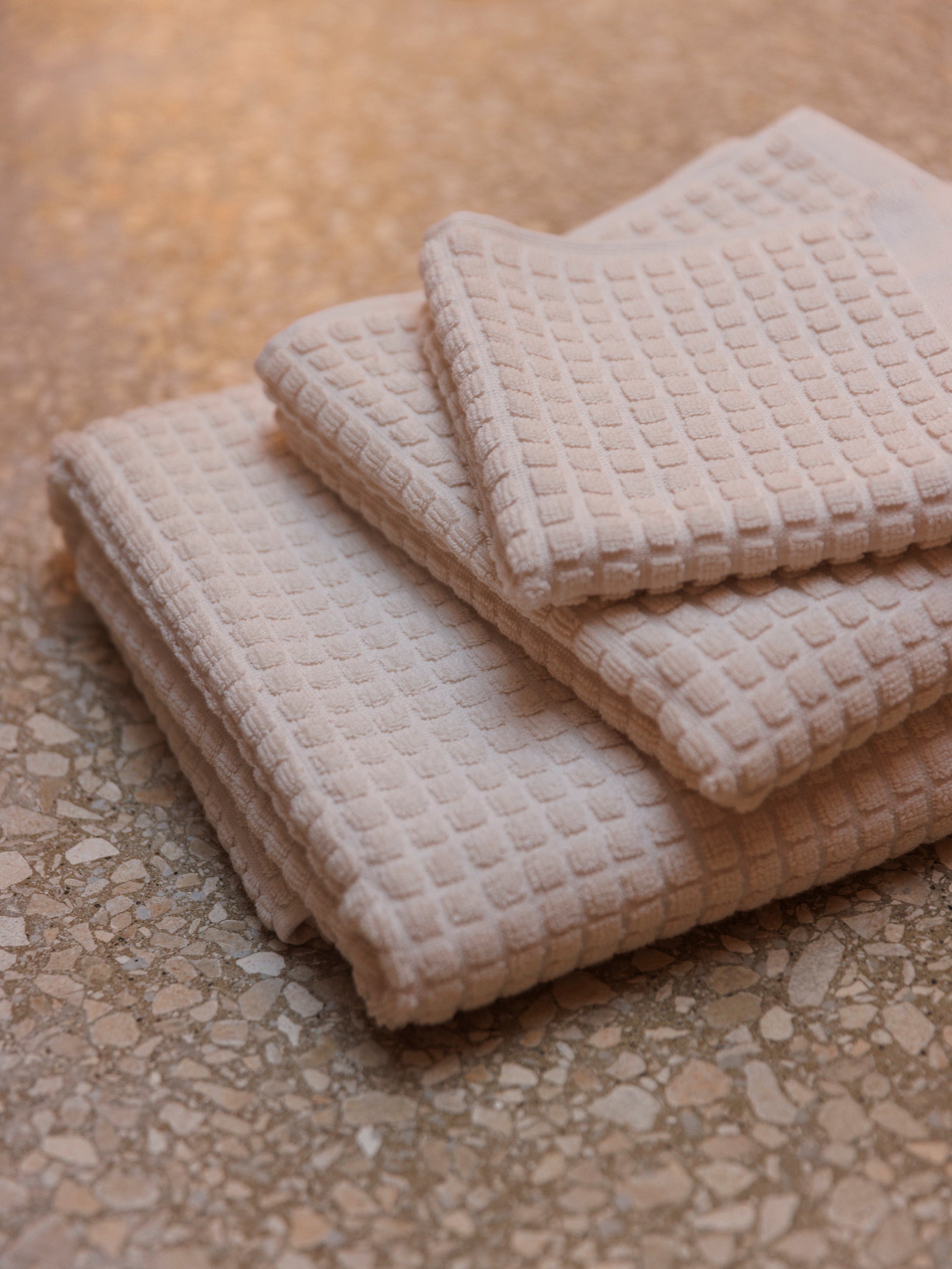 Nero Cotton Towel Range Cream / Face Cloth