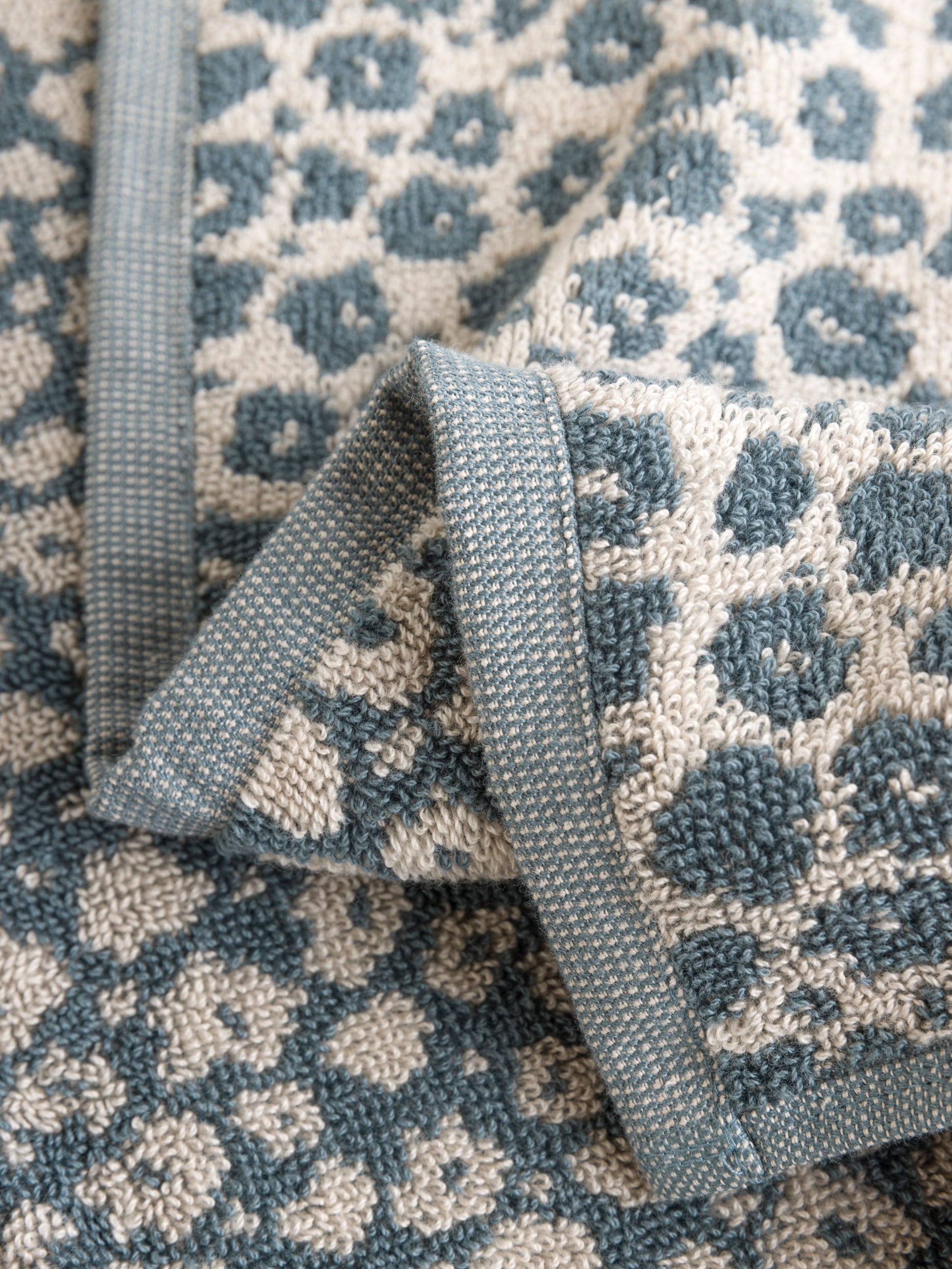 Forget Me Not Cotton Bath Towel Range Cod/Oat / Face Cloth