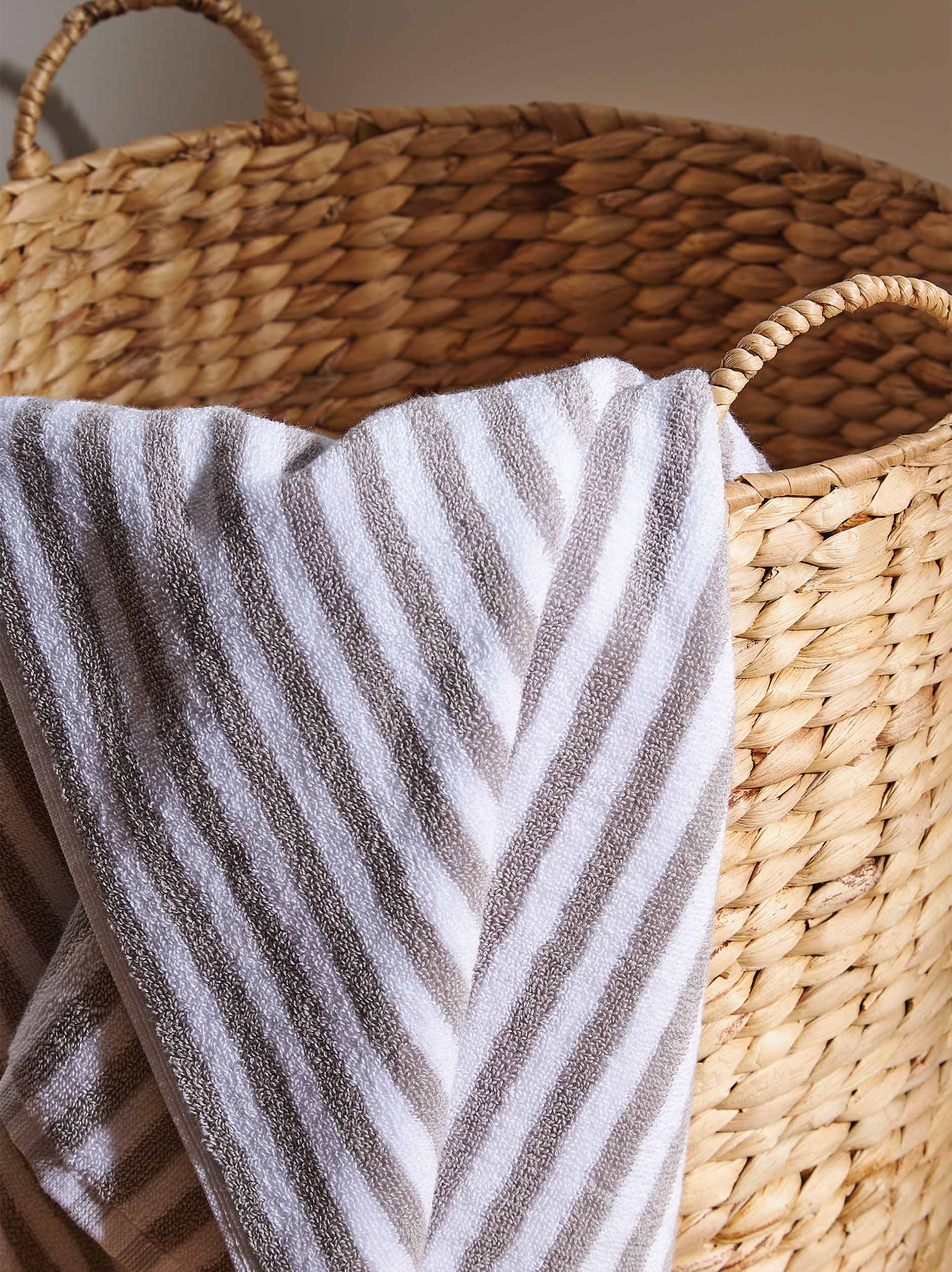 Wide Stripe Cotton Bath Mat Grey/White / Bath Mat