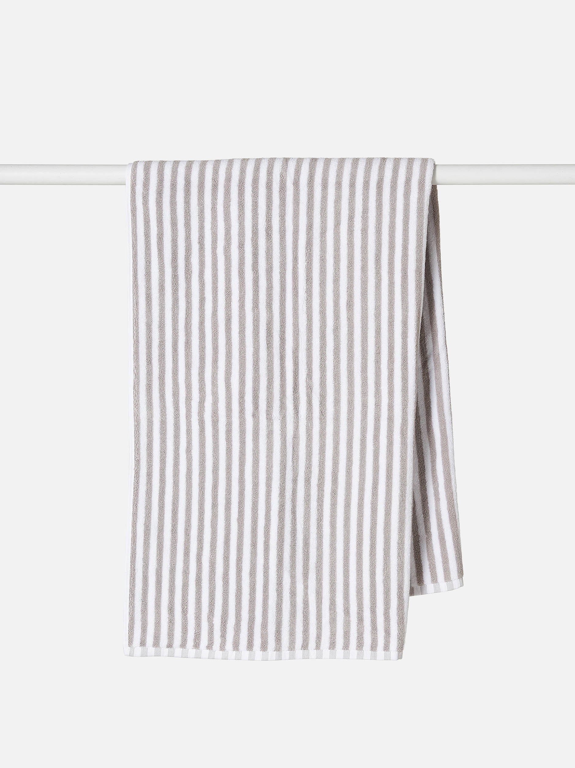Wide Stripe Cotton Bath Towel Grey/White / Bath Towel