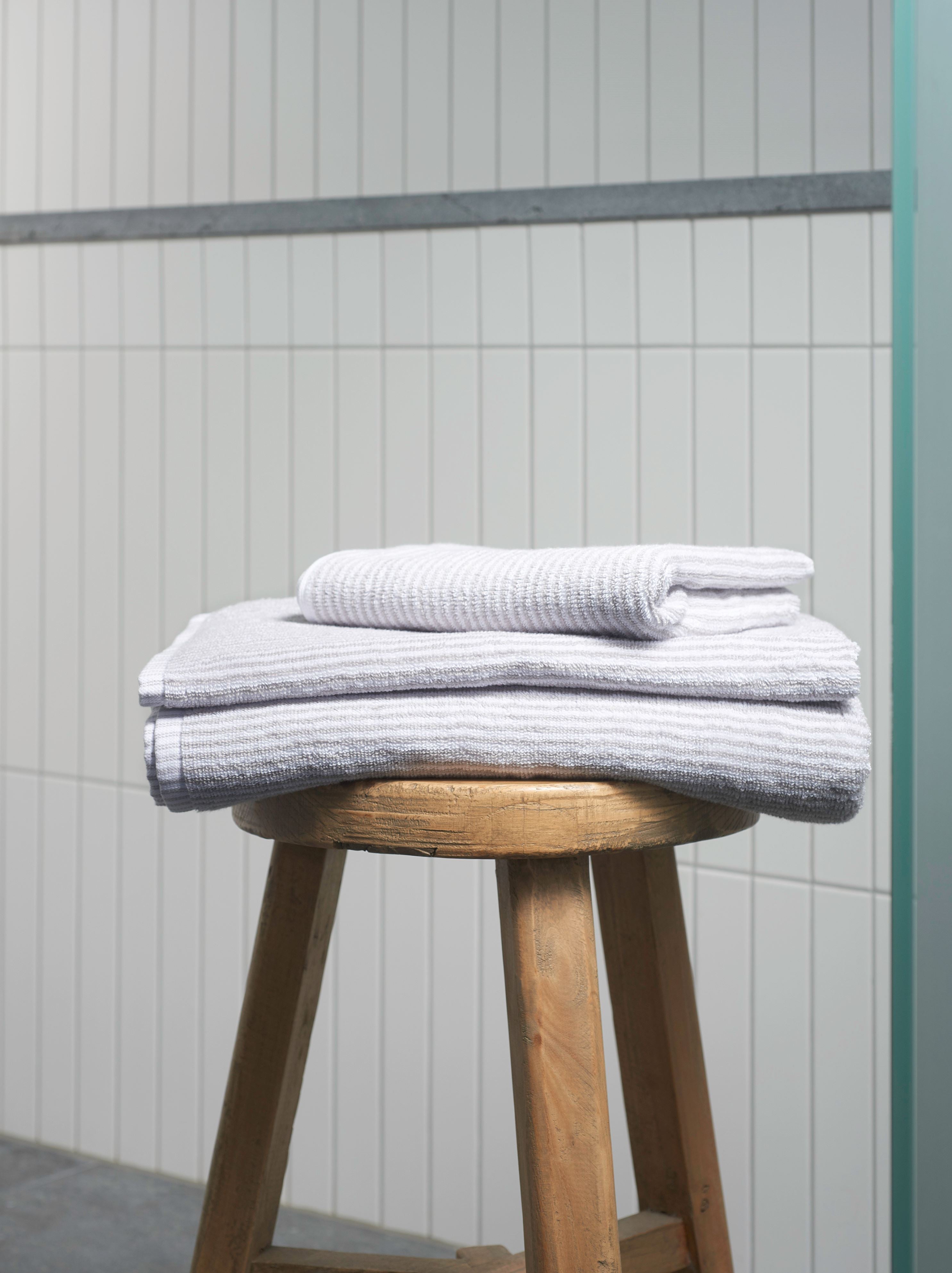 Stripe Cotton Bath Mat Grey/White / Bath Mat