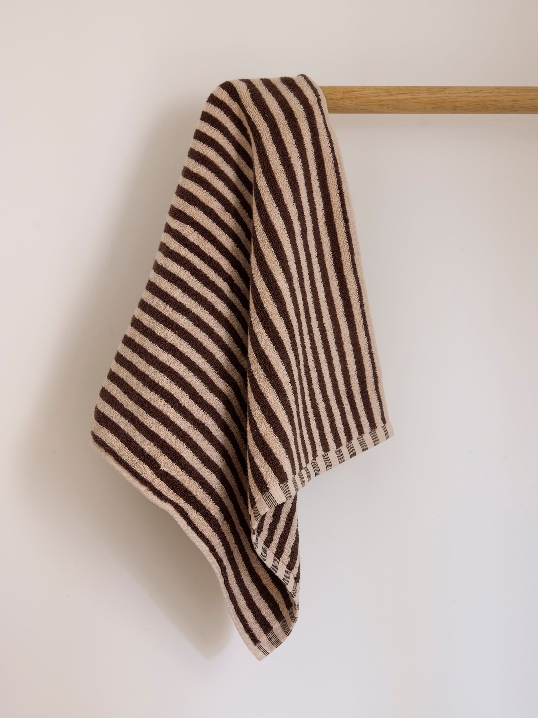 Wide Stripe Cotton Hand Towel Cocoa/Bone / Hand Towel