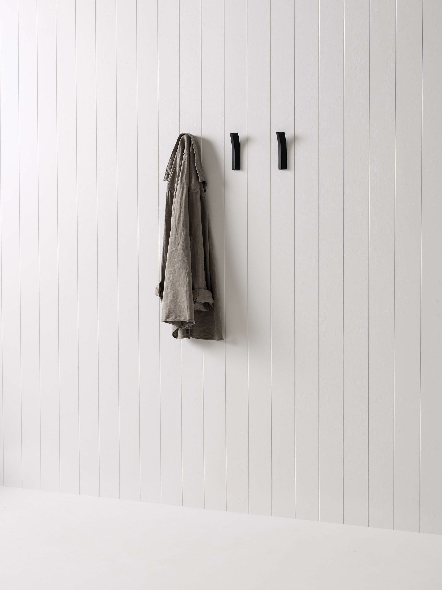 Bow Wall Hook Black / One Size