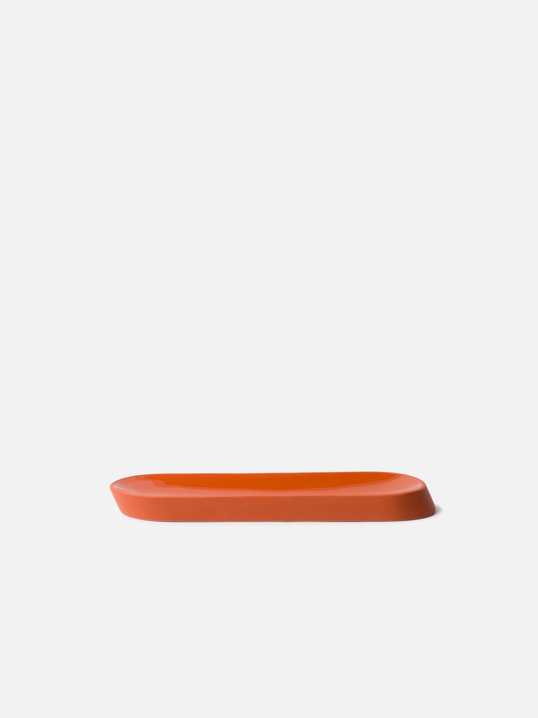 Oblique Tray Brick / Medium
