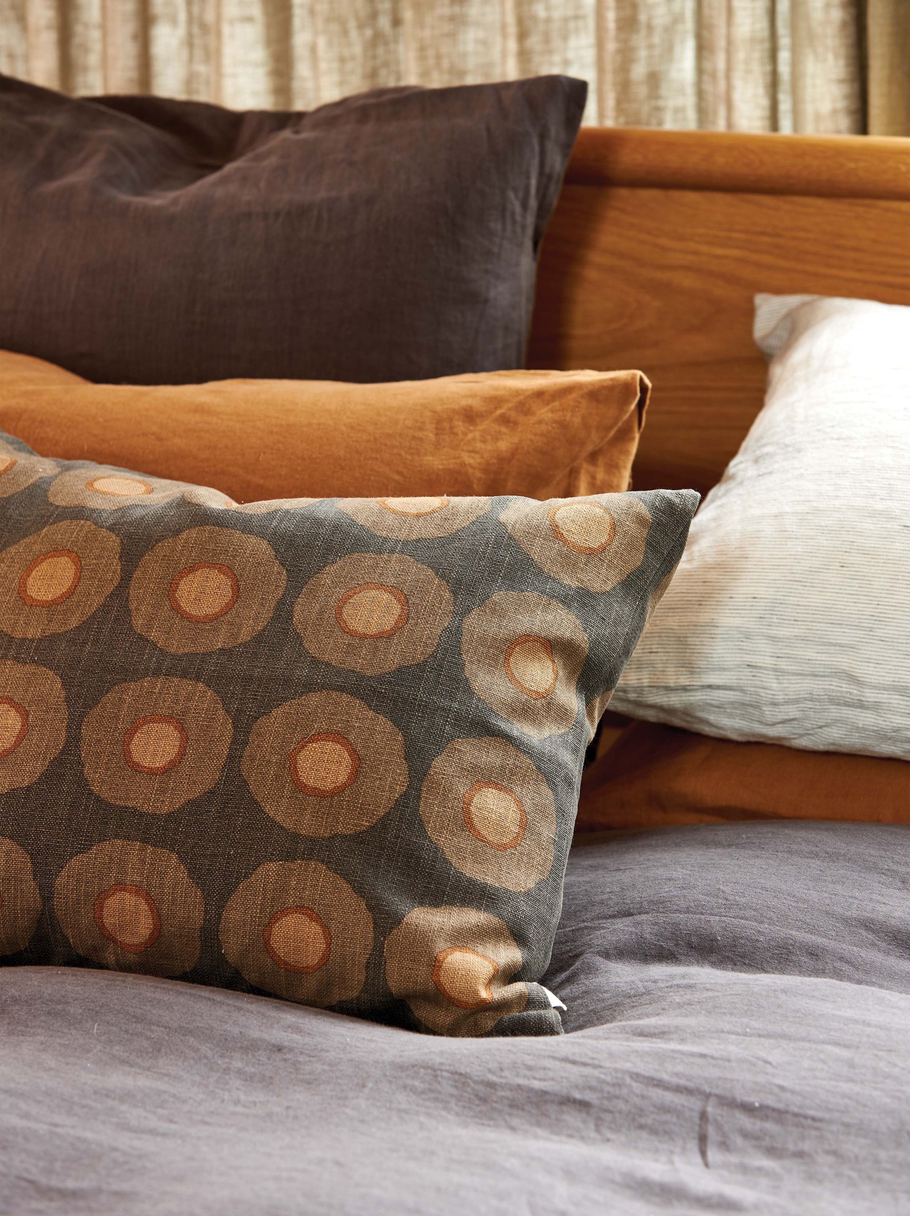 Sunflower Cushion Cover Pepper/Multi / 21.65" x 17.71"