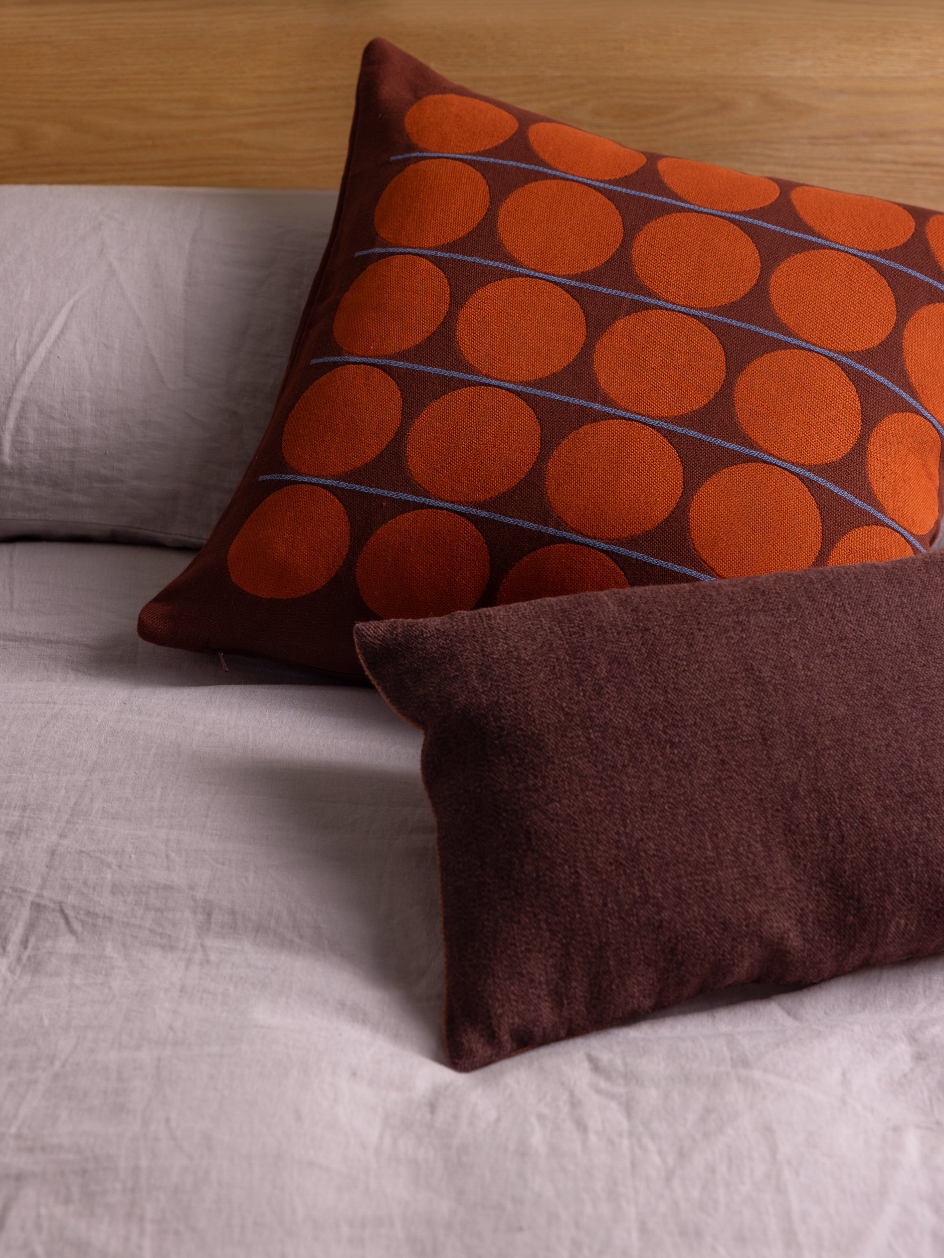 Abacus Cushion Cover Merlot/Cherry / 21.65" x 21.65"