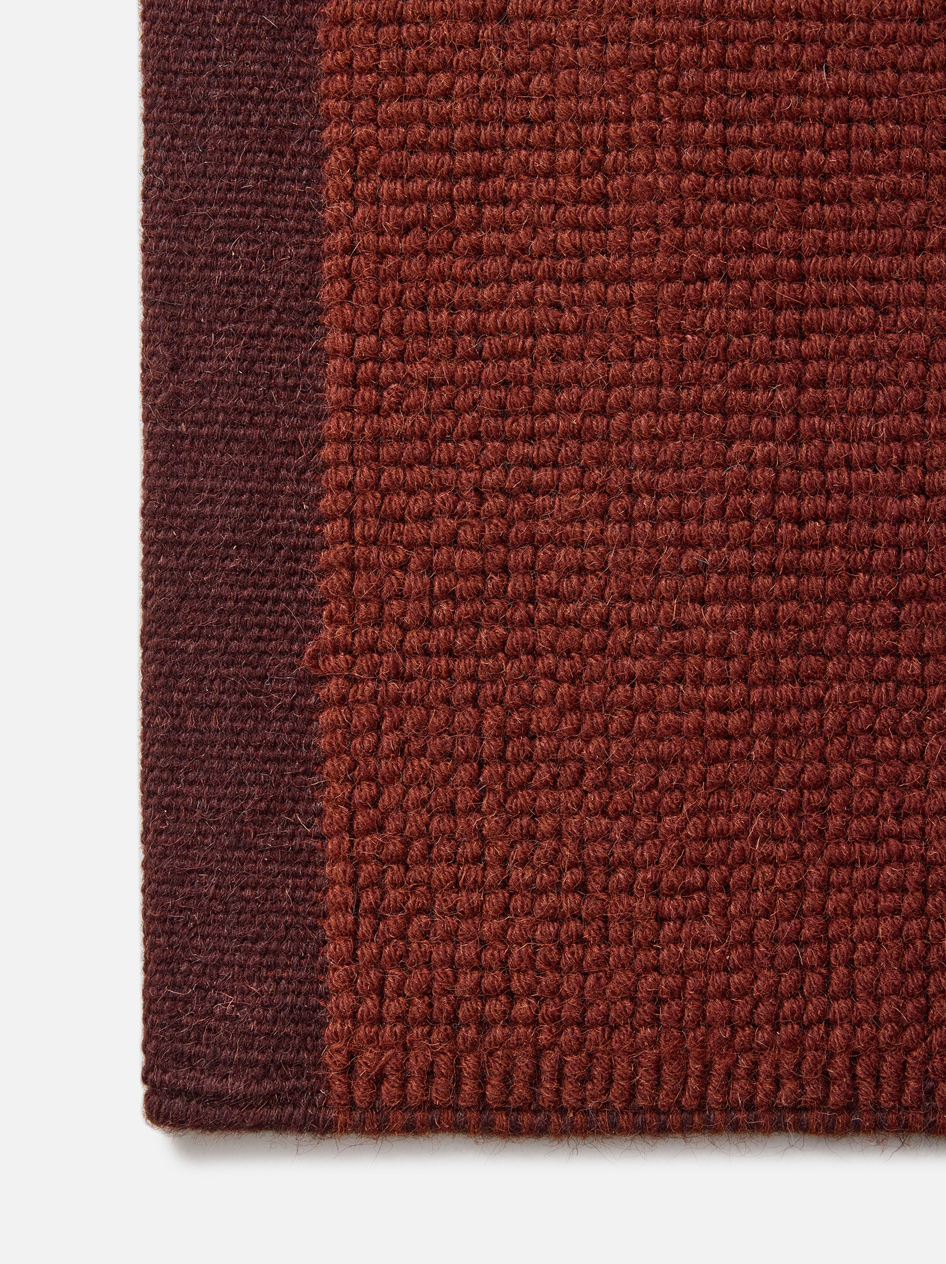 Joni Wool Rug Paprika/Mulberry / 94.48"L x 66.92"W